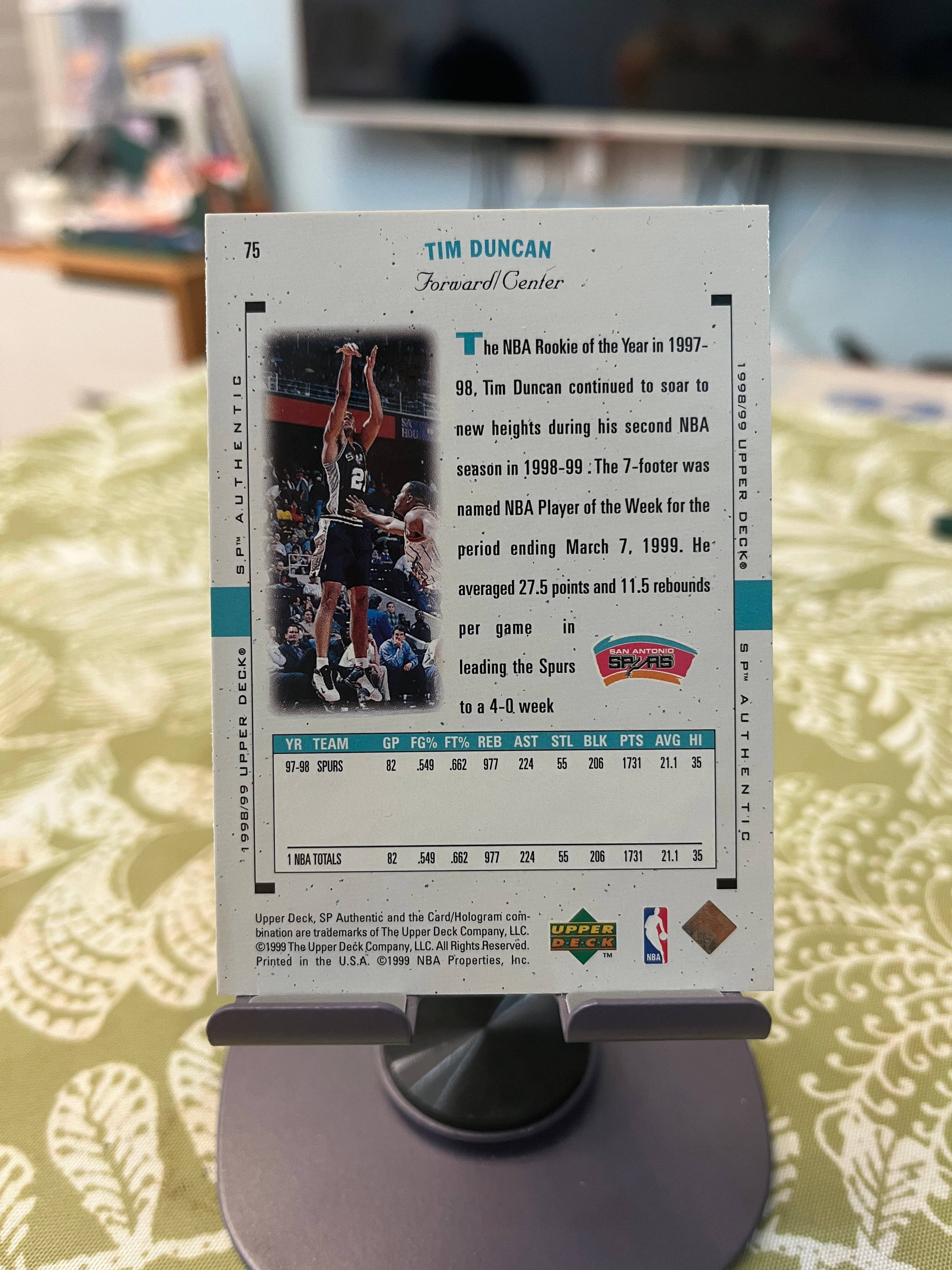 1999 Upper Deck 老卡 老特 Tim Duncan 蒂姆 邓肯 石佛 马刺【SP Authentic】【边角瑕疵如图 介意勿拍】#1040