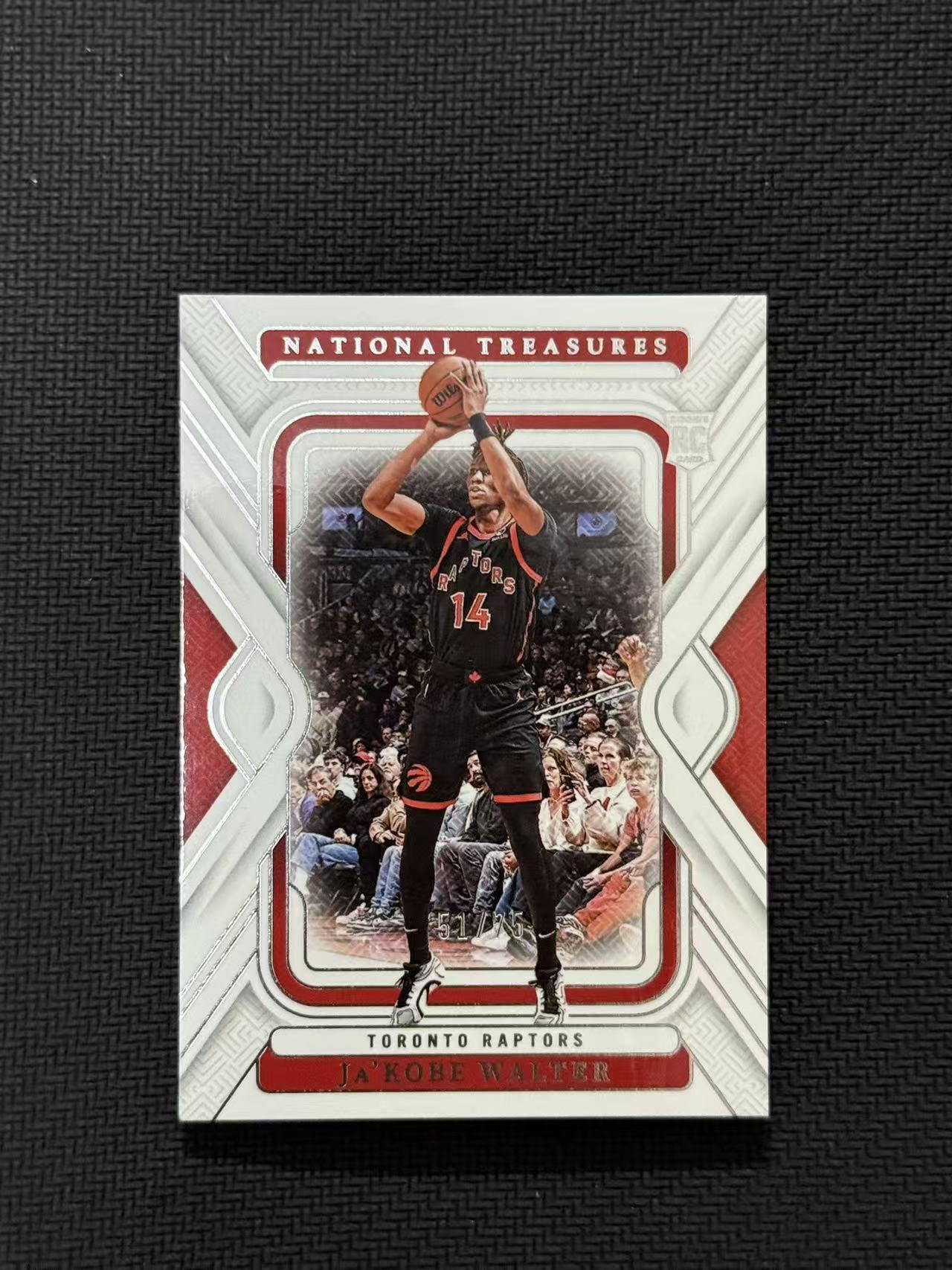 2024-25 Panini National Treasures Ja'Kobe Walter RC 猛龙 国宝 贾科比 沃尔特 新秀 51/75编 Base 未来可期 卡品如图 老公DR
