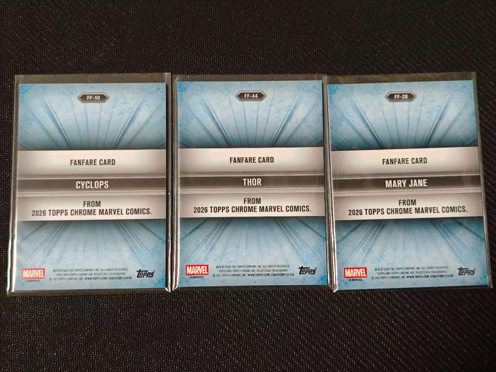 2026 Topps Chrome 漫威宇宙 Fanfare 【有品代卖】漫威 MARVEL 镭射眼 雷神 玛丽.简 喝彩特卡 银折 SP 值得收藏 卡品如图/sushi