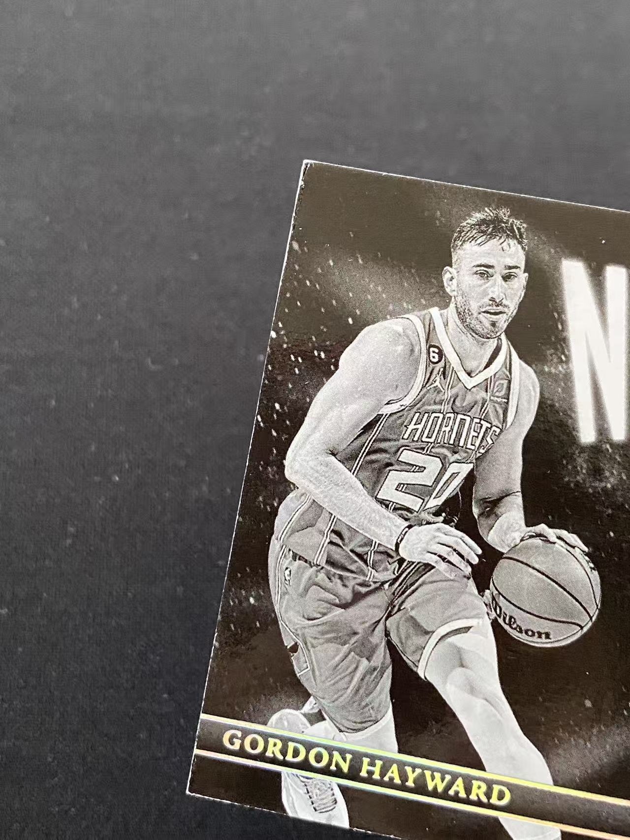 2022-23 panini noir gordon hayward 黄蜂 戈登 海沃德 闪版 球衣 物料 75编【king#29】瑕疵如图
