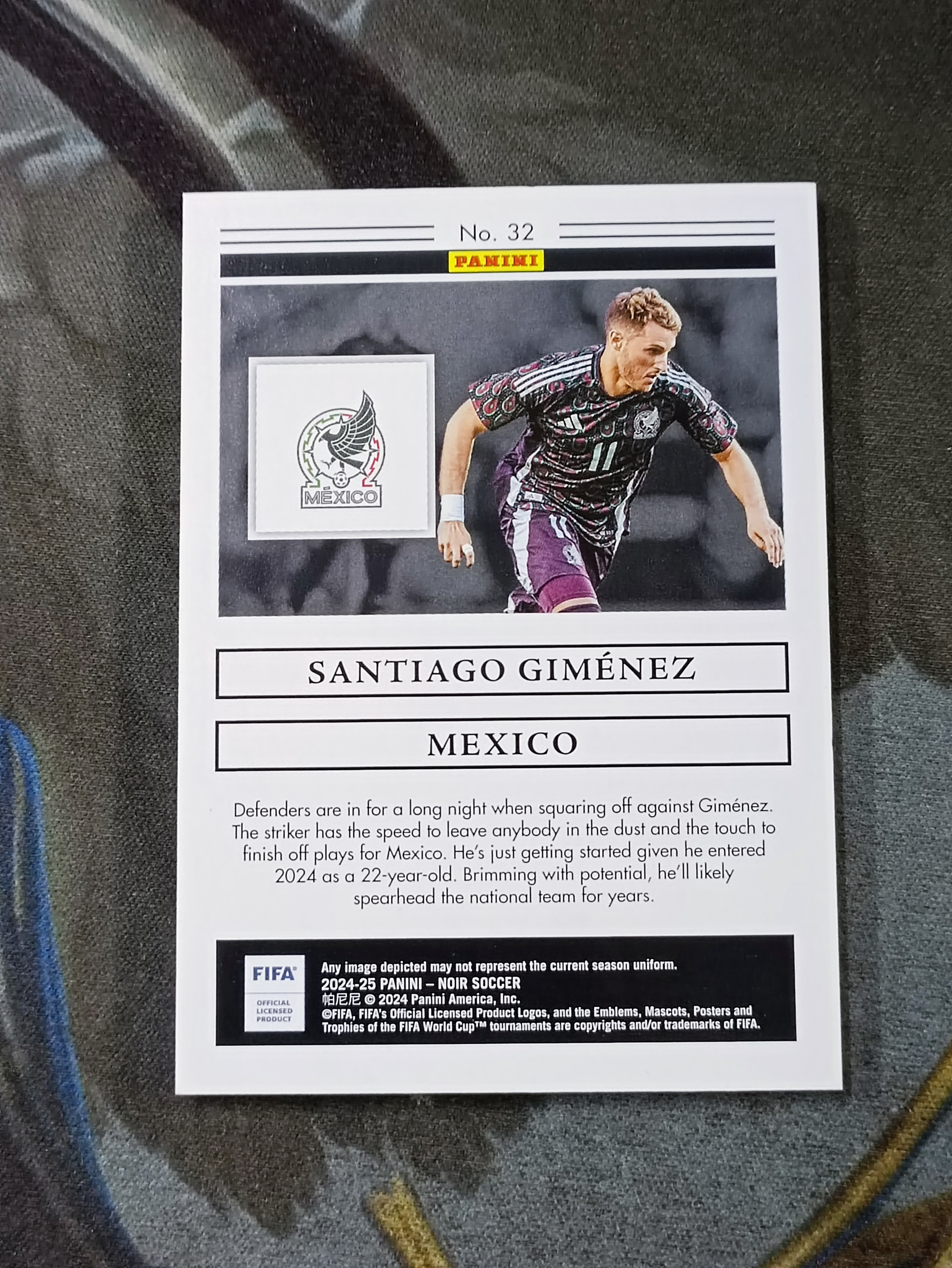 2024-25 Panini Noir Santiago Gimenez 圣地亚哥 希门尼斯 限量26/49编 Base 银平行 墨西哥 AC米兰 足球(品见大图小瑕)《苏州卡通》J【89】