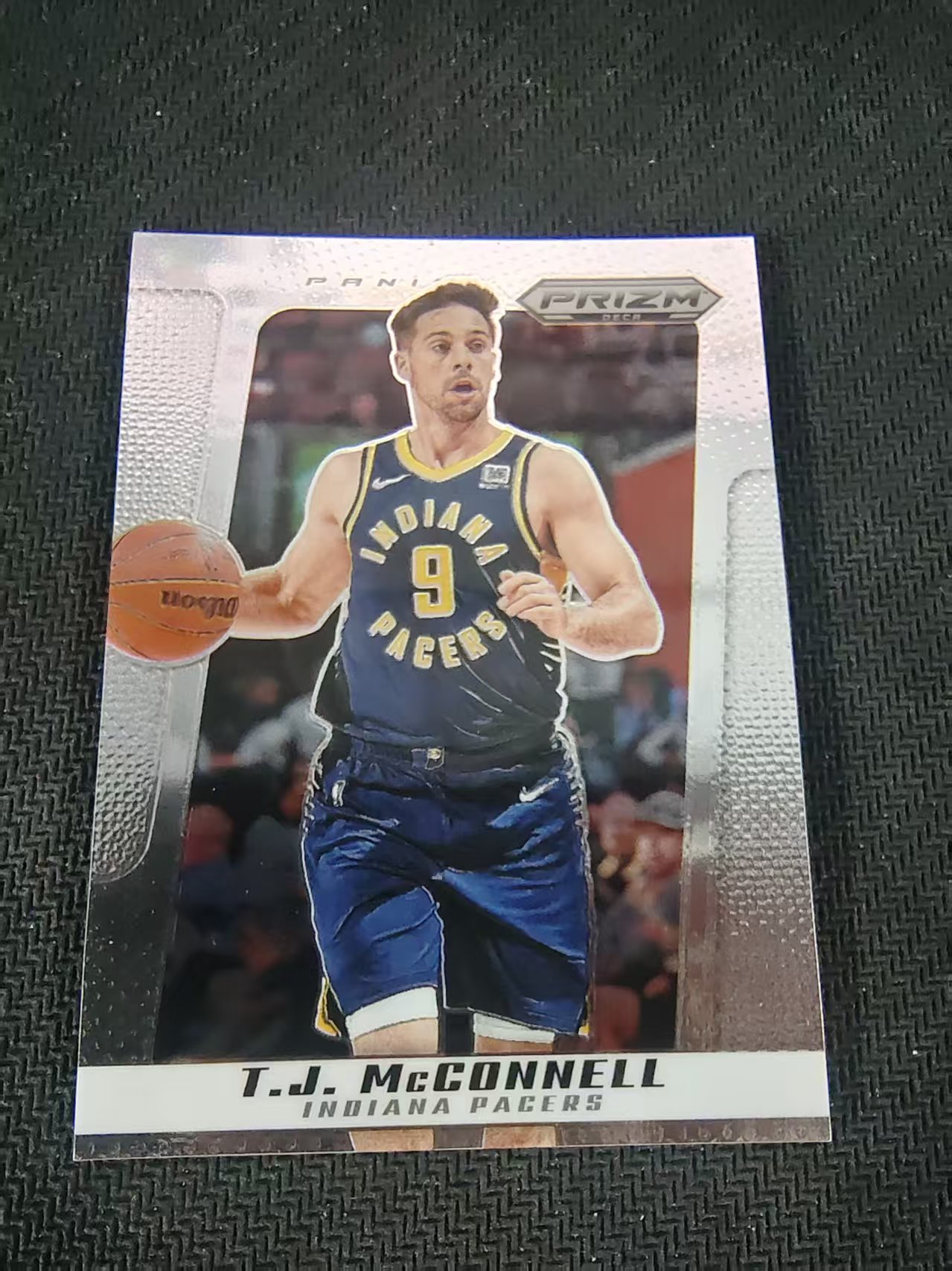 【可合并,不累计】2024-25 Panini Prizm Deca T.J. McConnell 麦康奈尔 步行者 复刻PZ 划痕 边角瑕疵 #73