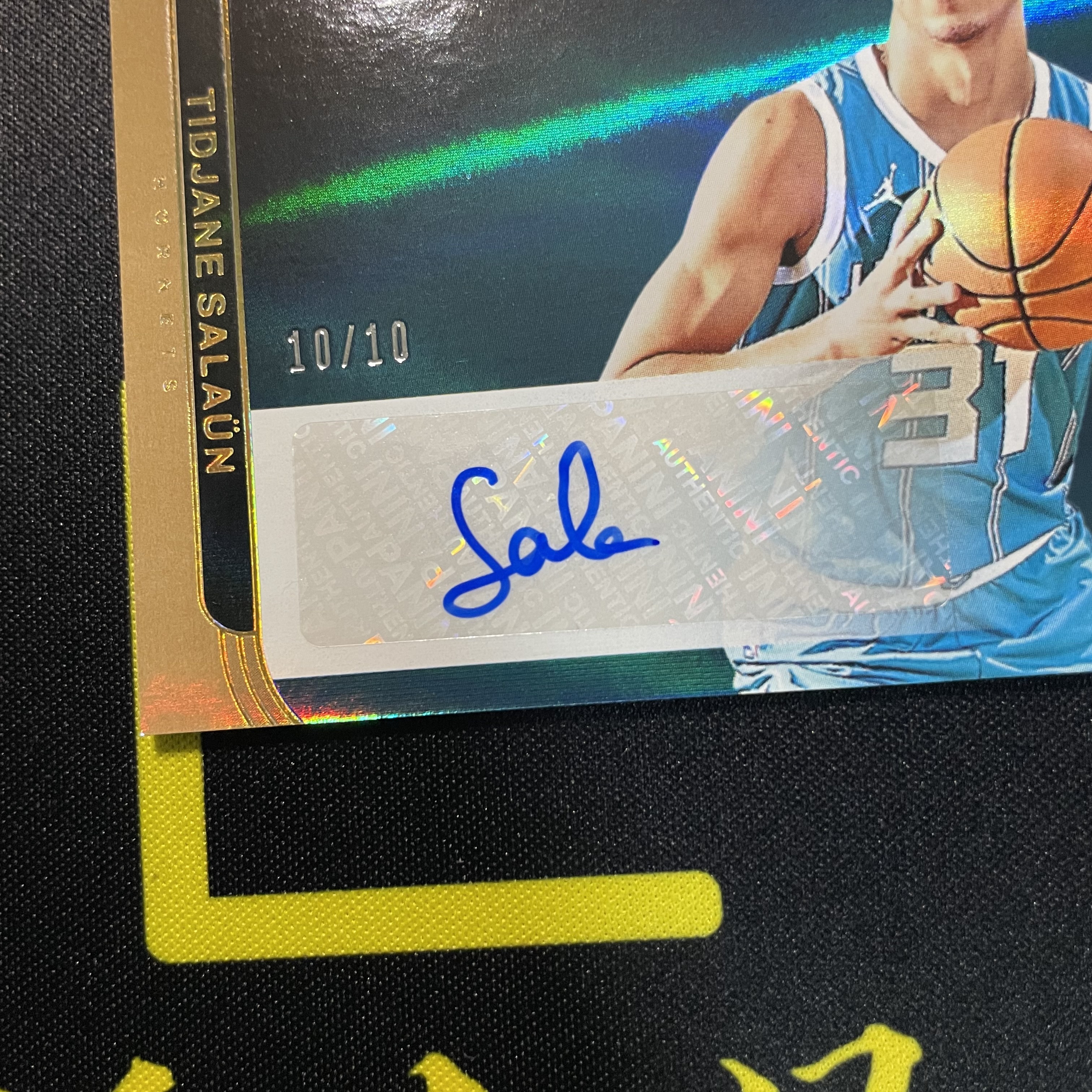 【派大星球星卡代拍】2024-25 PANINI PHOTOGENIC 萨隆 新秀 上镜 10/10编 尾编 金折 签字 新秀签 黄蜂 TIDJANE SALAÚN#1111#乐乐