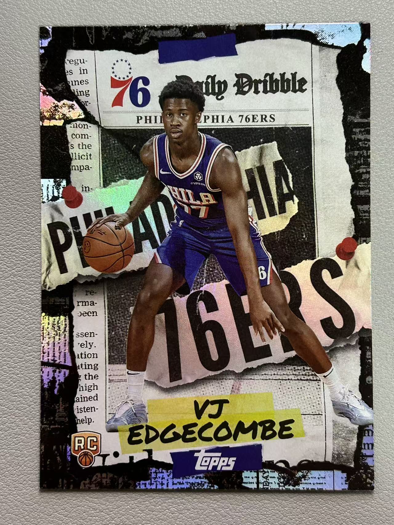【阿泽代卖】2025 Topps Flagship VJ Edgecombe 76人 新秀 RC Vj 埃奇库姆 折射 银折 Daily Dribble 报纸 日报 选图巨帅 卡品如图 介意勿拍