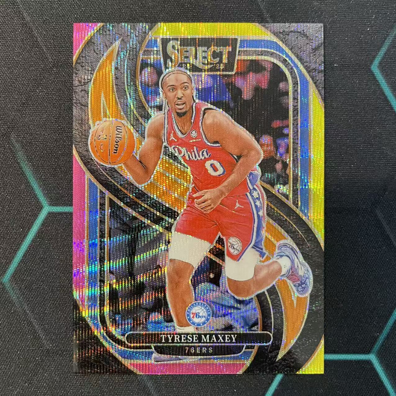 2024-25 Panini Select Tyrese Maxey 【阿福代卖】 泰雷塞 马克西 76人 三色波纹折 20编 收藏必备 (行行行)