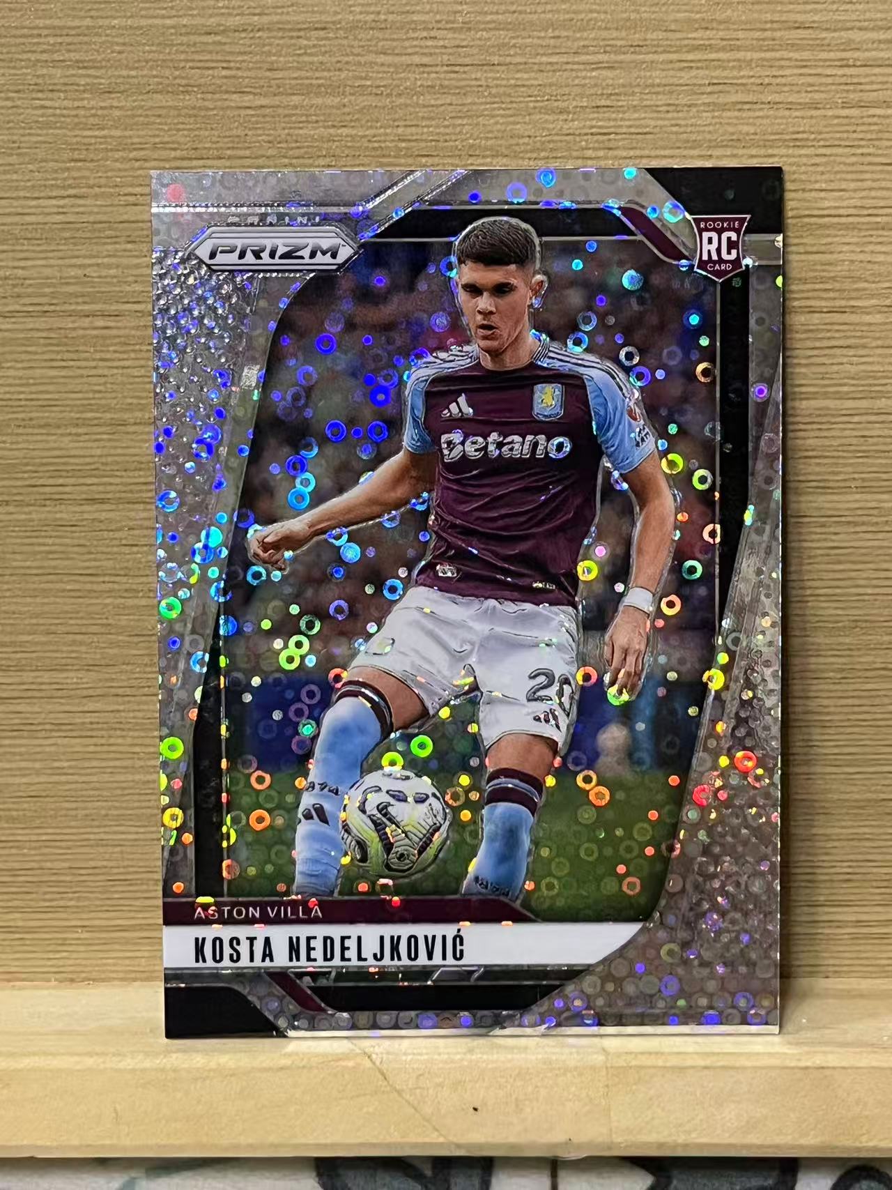 2024-25 Panini Prizm kosta nedeljkovic RC 科斯塔 内德伊科维奇 新秀 泡泡折 阿斯顿维拉 英超 银折 实卡精美 收藏必备 LZ1