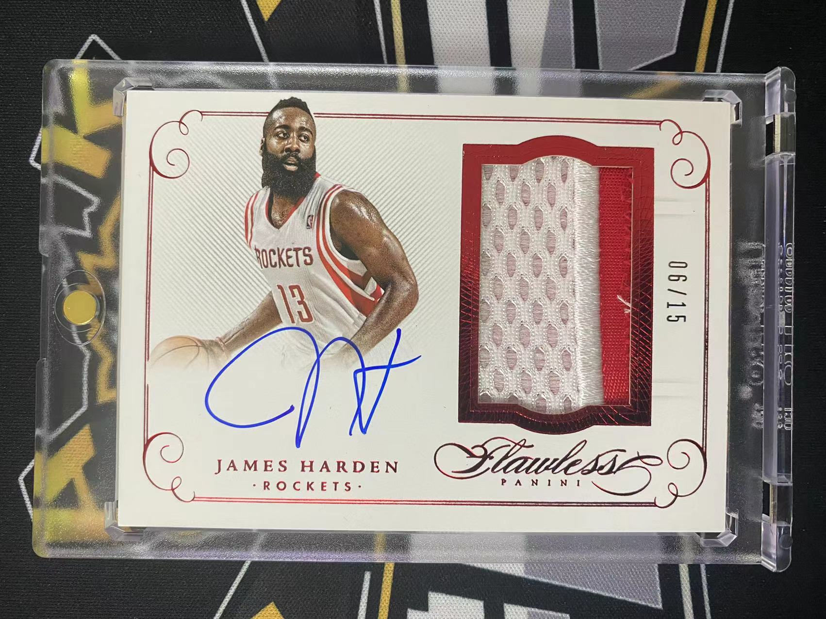 詹姆斯哈登闪耀赛场展现超级巨星风采带领球队走向胜利