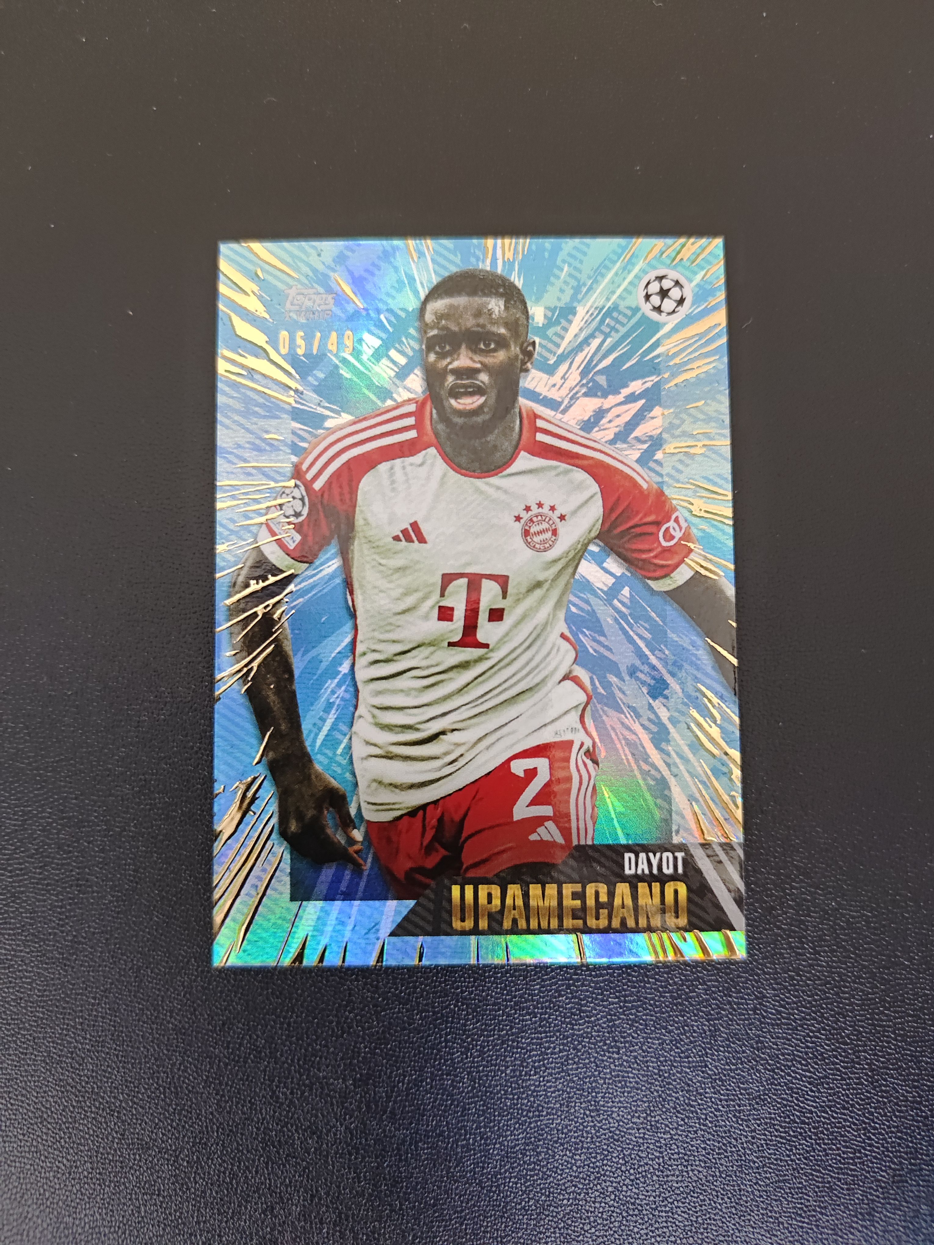 2023 Topps Futera Unique Dayot Upamecano 【天台兄弟】 SSRD 黄金盒系列 达约·于帕梅卡诺 蓝折 ...