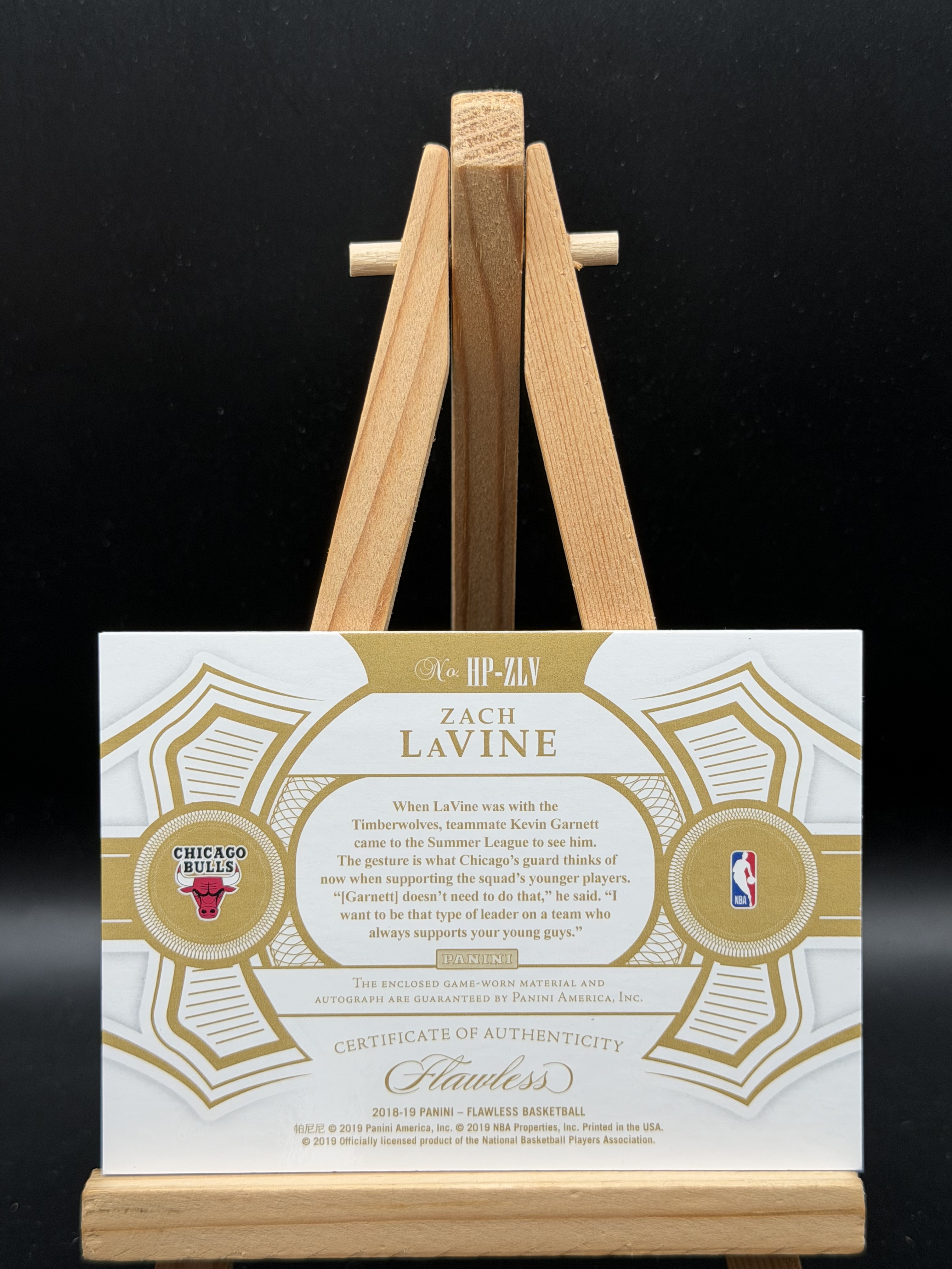 2018-19 Panini Flawless Zach LaVine 扎克 拉文 公牛 手提 PA 10编 金折 卡签 签字 GU落场 球衣物料 patch