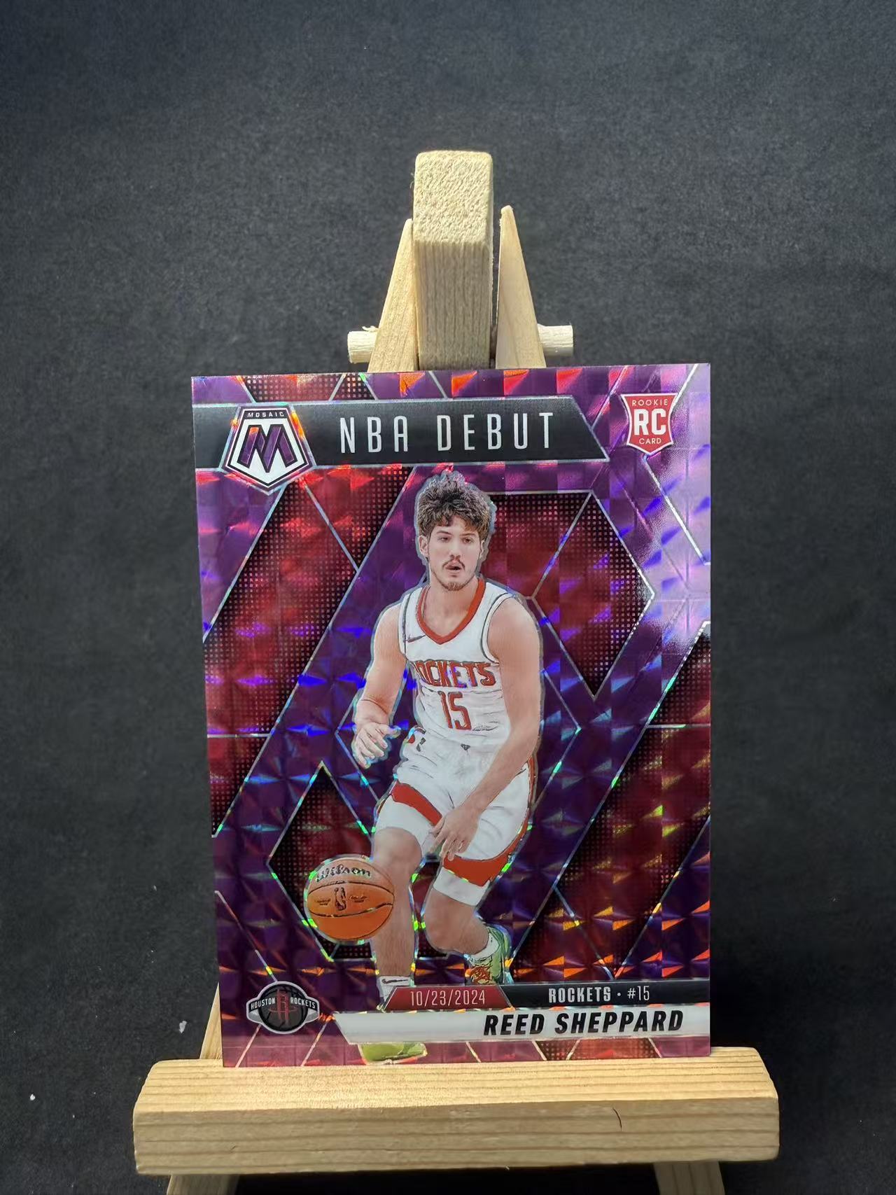 2024-25 Panini Mosaic Reed Sheppard 里德 谢泼德 火箭 新秀RC 马赛克 折射 紫马赛克折 /99编 默认瑕疵 介意勿拍 添