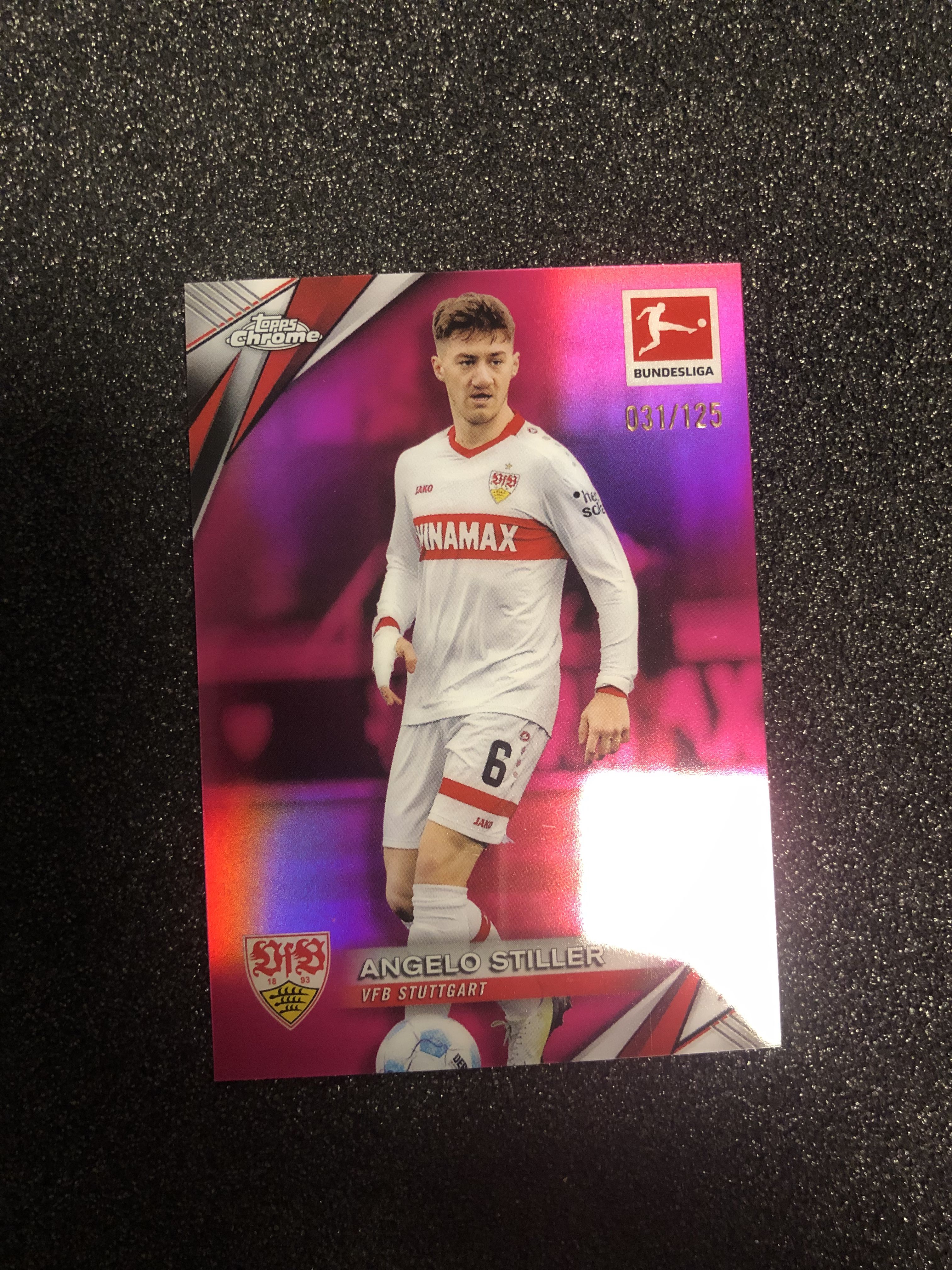 2024-25 Topps Chrome angelo stiller 德甲tc 施蒂勒 德国 斯图加特 125编 玫红折 031/125 卡品如图 凑套收藏必备