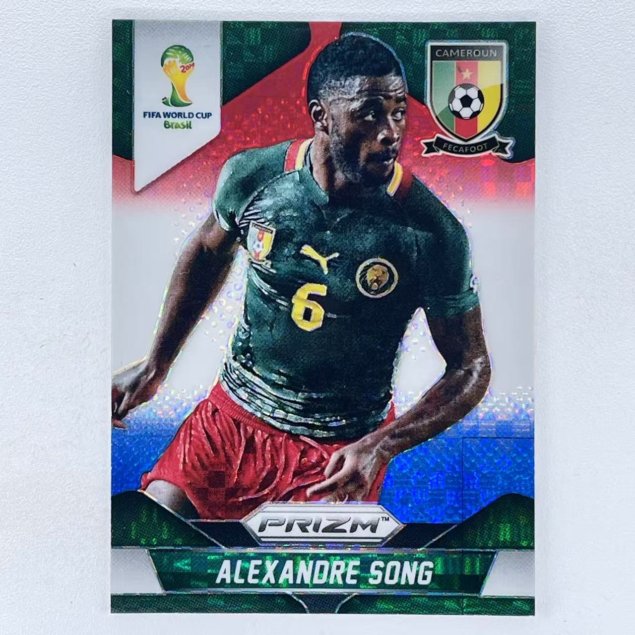 X 2014 Panini Prizm FIFA Alexandre Song 亚历克斯 宋 喀麦隆 元年 世界杯 PZ 红蓝白 三色折 棋盘折 折射 轻印如图 美#