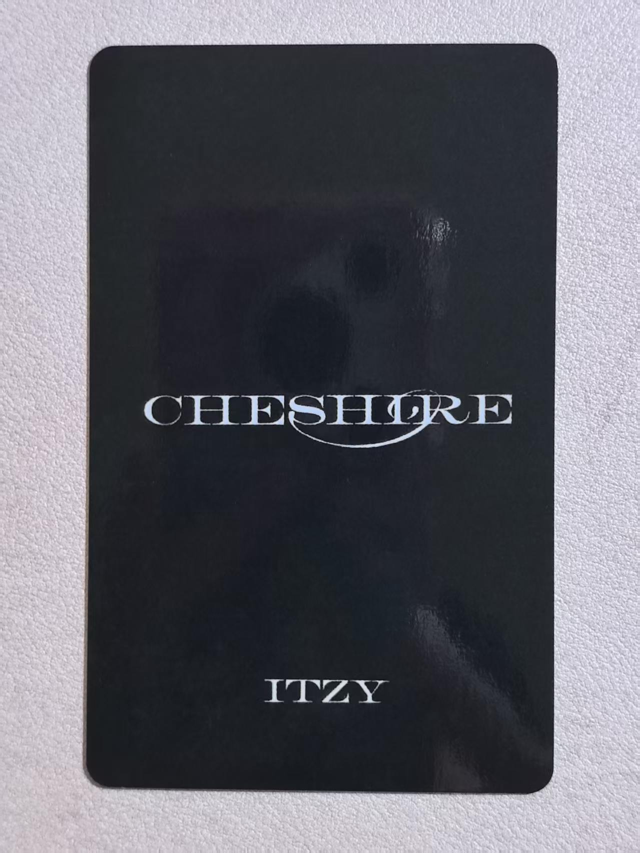 ITZY女团成员 黄礼志 YEJI 专辑:迷你专辑《CHESHIRE》K4 线下签售特典卡 卡品如图 收藏必备