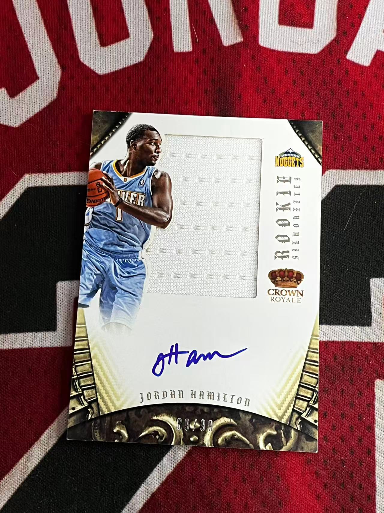 【接寄拍】2012-13 PANINI CROWN ROYALE 皇冠系列 掘金 新秀RC 乔丹汉密尔顿 99编 剪影 RJA 新秀亲穿落场球衣物料切割签字卡 卡签 大比例【烂臭嘴拍卖】