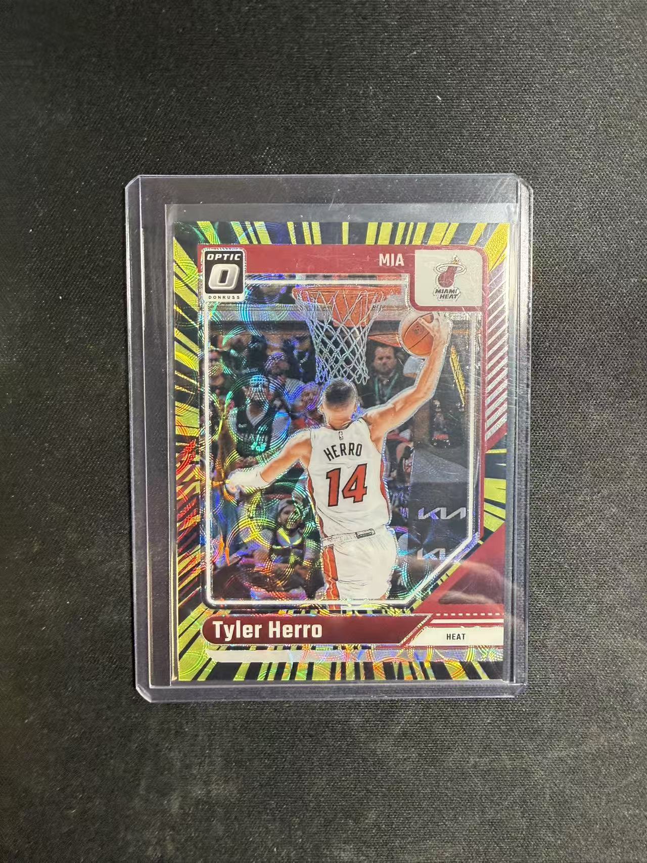 2024-25 Panini Donruss Optic Tyler Herro 杜蕾斯op 热火 泰勒 希罗 75编 黑金圈圈折 卡品如图 不保卡品 介意勿拍
