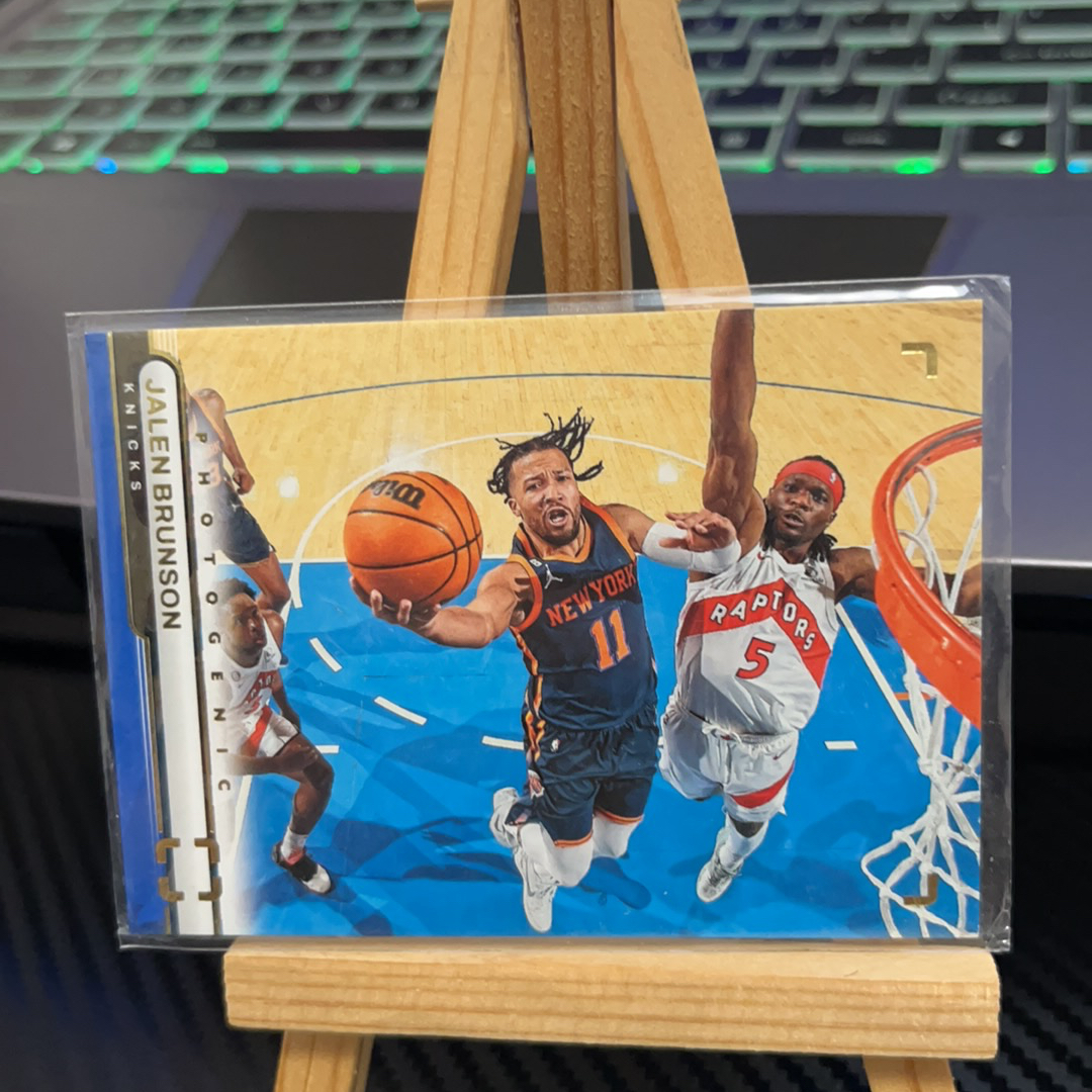 2022-23 Panini PaniniPhotoGenicNBA Jalen Brunson 贾伦 布伦森 尼克斯 上镜系列 卡品如图 瑕疵看图 凑图必备 值得收藏!