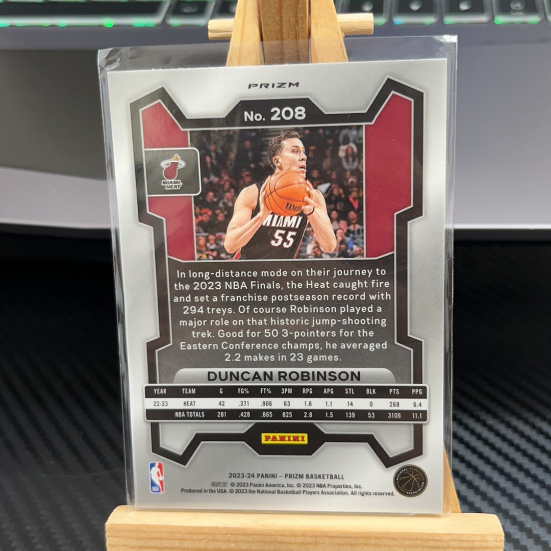2023-24 Panini Prizm Bojan Bogdanovic 博格达诺维奇 热火 银折 折射 prizm系列 pz 卡品如图 凑图必备 值得收藏!免费代卖!