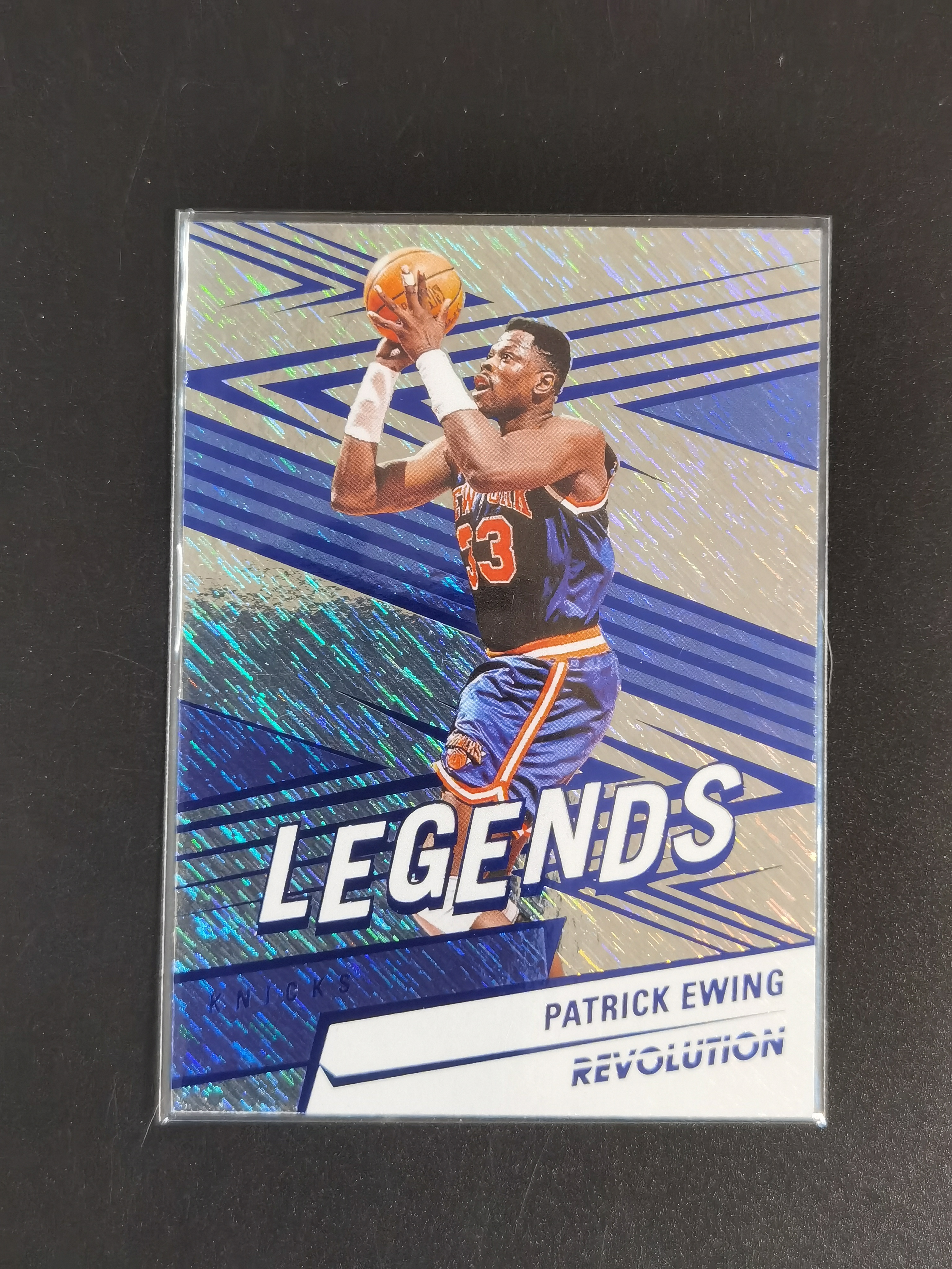 2024-25 Panini Revolution Patrick Ewing 革命系列 LEGENDS特卡 帕特里克 尤因 大猩猩 折射 卡品如图 专收必备
