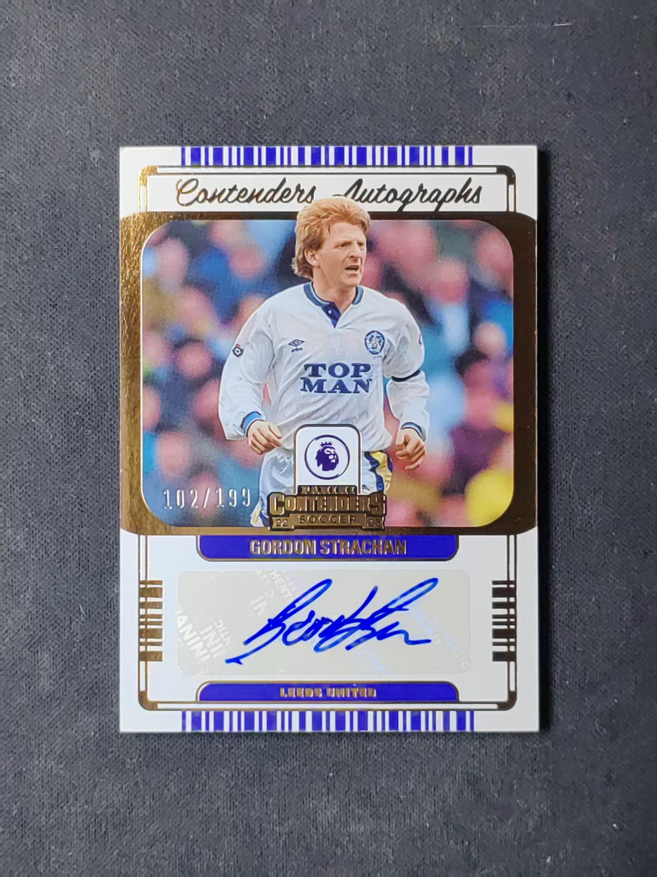 2022-23 Panini Chronicles Gordon Strachan 【林林拍卖tiffany】编年史 球票系列 英超 利兹联 戈登斯特拉坎 102/199编 铜平行 签字