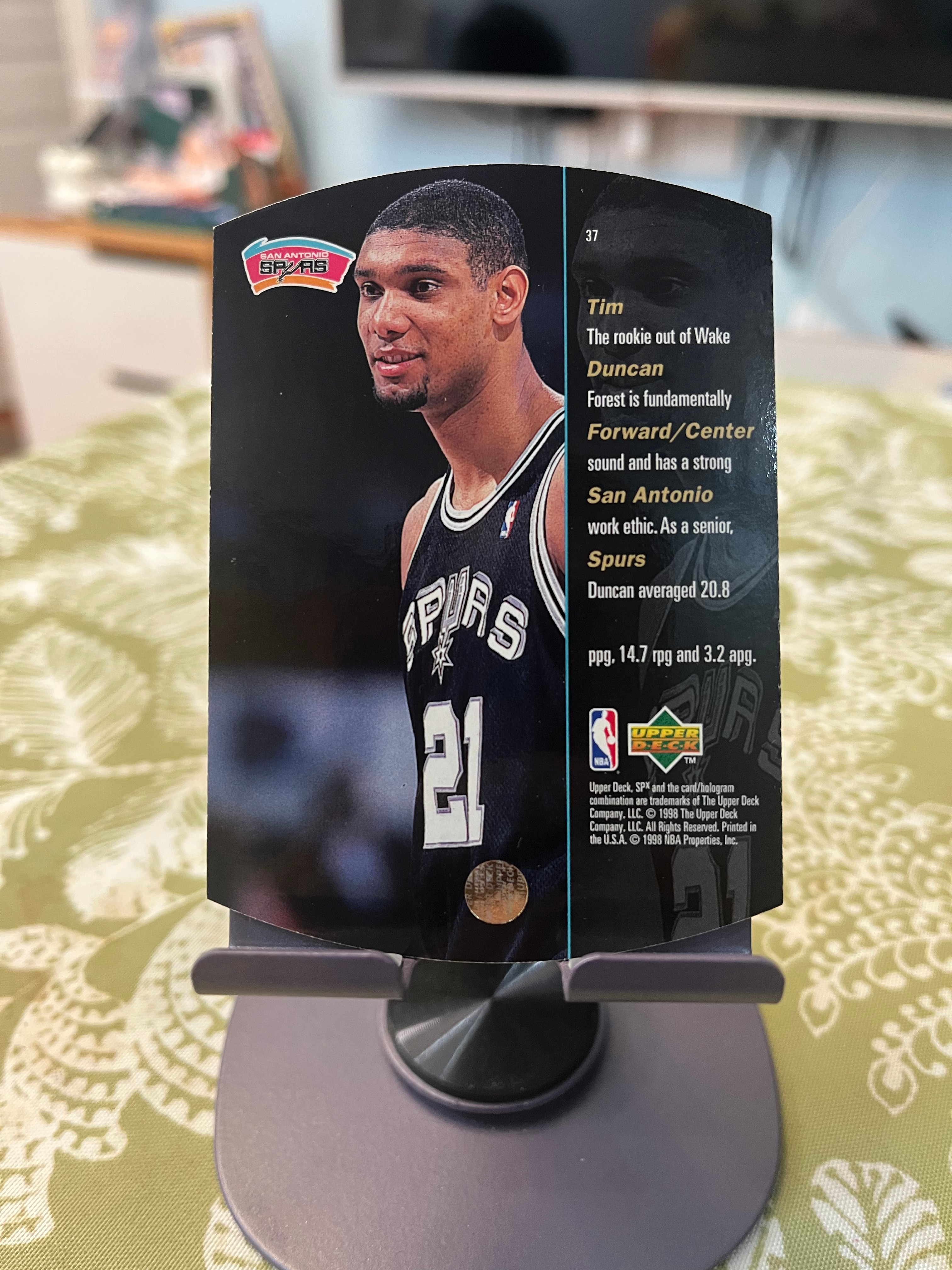 1998 Upper Deck 老卡 老特 Tim Duncan 蒂姆 邓肯 石佛 马刺【折射 全息 X 异形切割】【边角瑕疵如图 介意勿拍】#1015