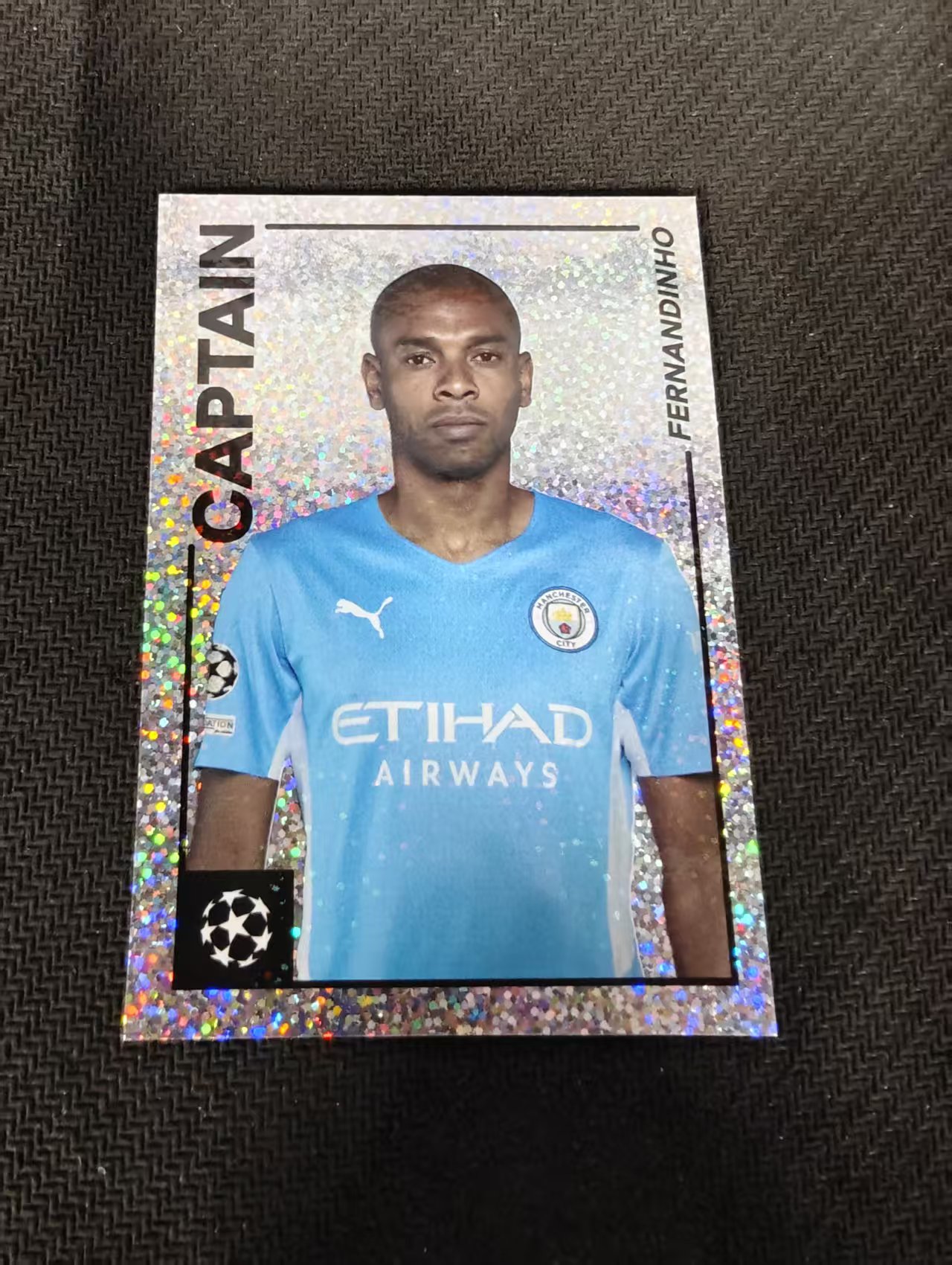 【可合并,不累计】 2022 Topps Merlin 梅林97 FERNANDINHO 菲尔南迪尼奥 曼城 巴西 点点折 划痕 边角瑕疵 #105