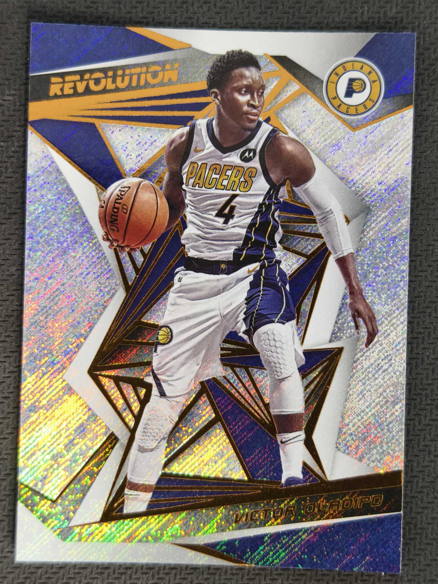 2019-20 Panini Revolution Victor Oladipo 维克多 奥拉迪波 奥迪 步行者 革命