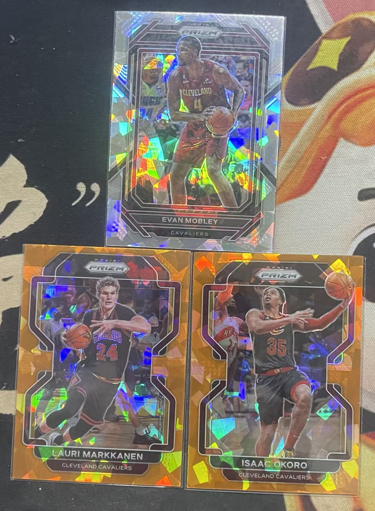 2021-22 Panini Prizm Evan Mobley 埃文·莫布利 白碎冰折 劳里·马尔卡宁 艾萨克·奥科罗 橙碎冰 打包 折射 pz 值得收藏(猴子卡社)