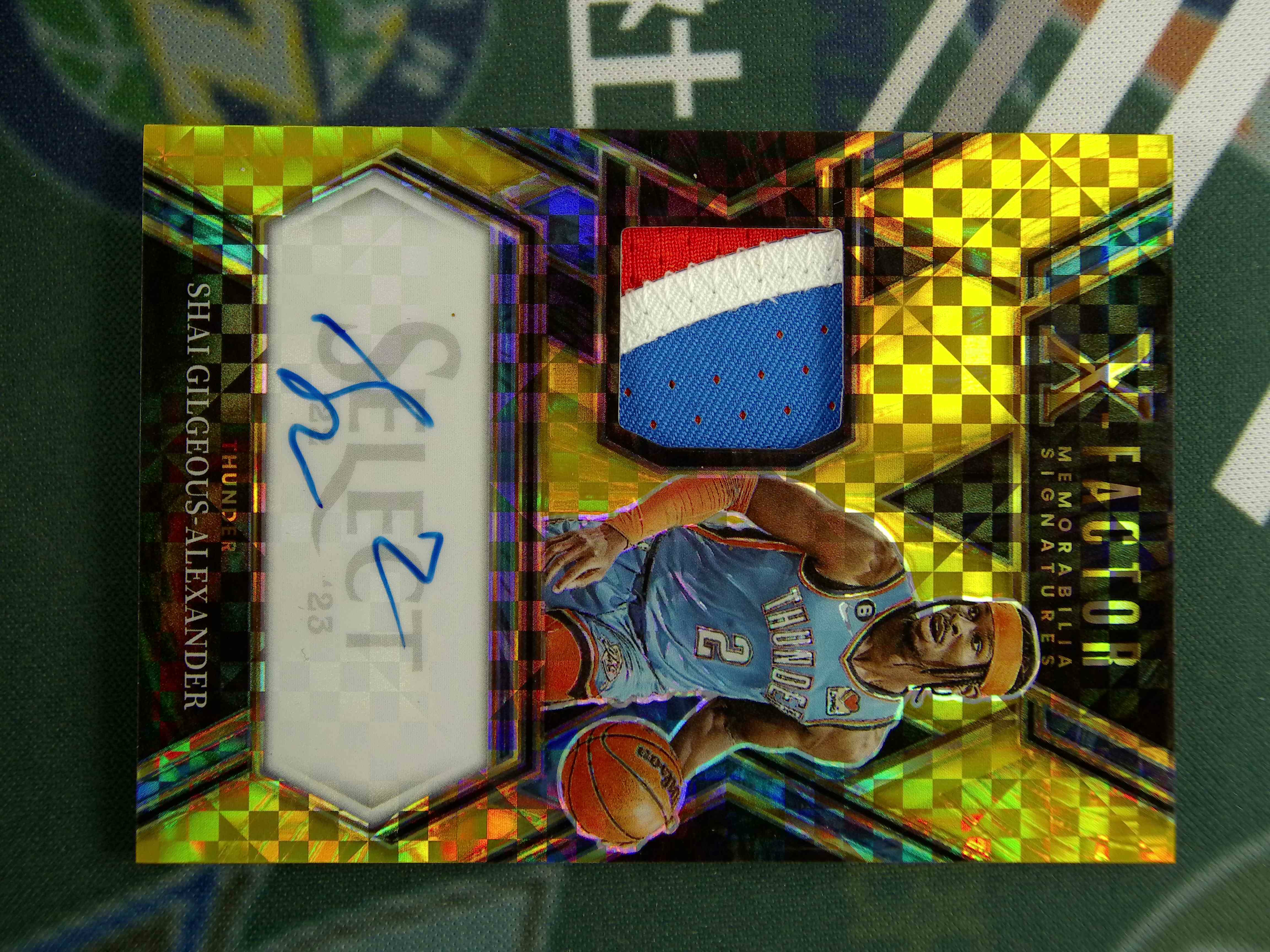 2022-23 Panini Select Shai Gilgeous-Alexander 【LZK PMY11113】 雷霆 亚历山大 /10编 低编 球衣物料 卡签 签字 金棋盘折 微瑕