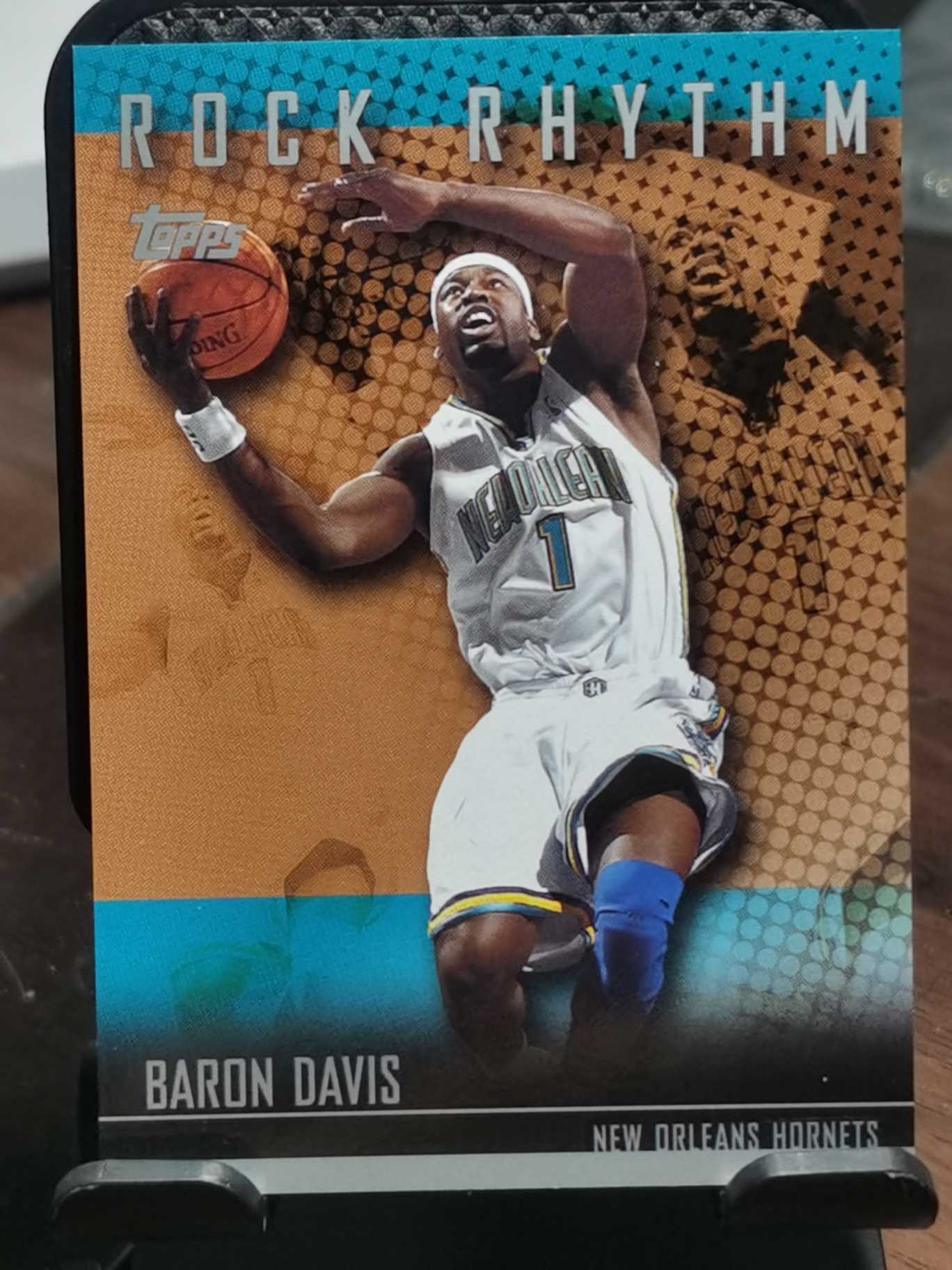2004-05 Topps NBA Hoops Baron Davis 新奥尔良 黄蜂 大胡子 拜伦 戴维斯 比例特卡 摇滚节奏特卡