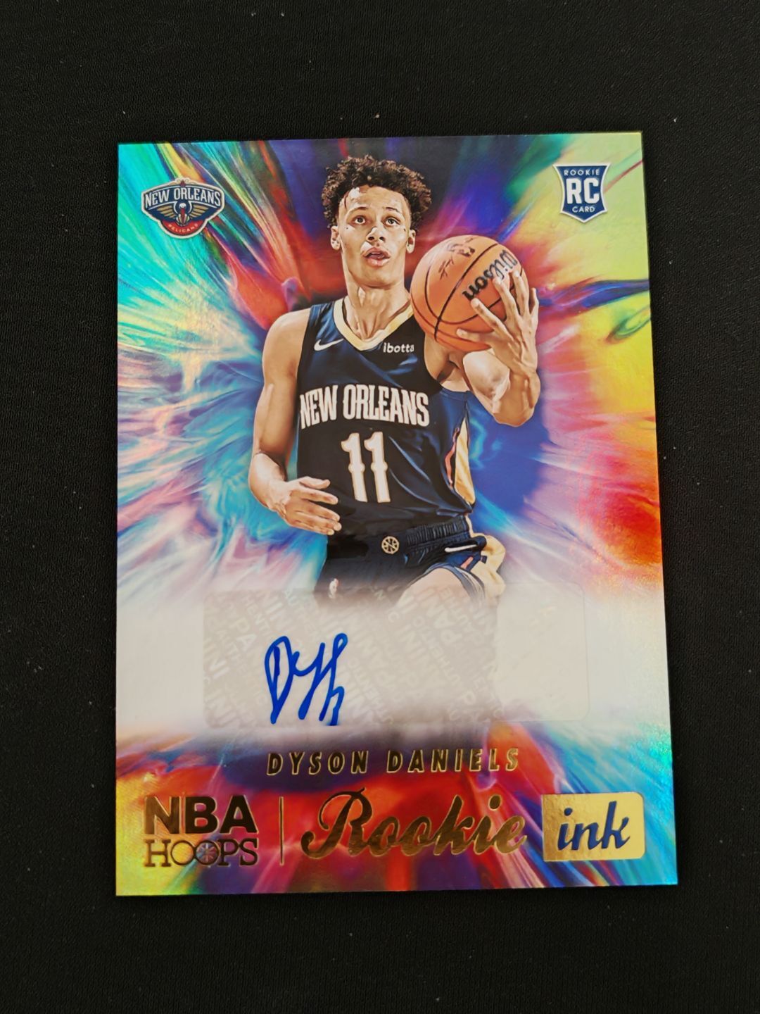 【大树营免费代卖】2022-23 Panini hoops Dyson Daniels 鹈鹕 戴森丹尼尔斯 新秀RC 签字 INK签 折射 收藏必备 #chuan