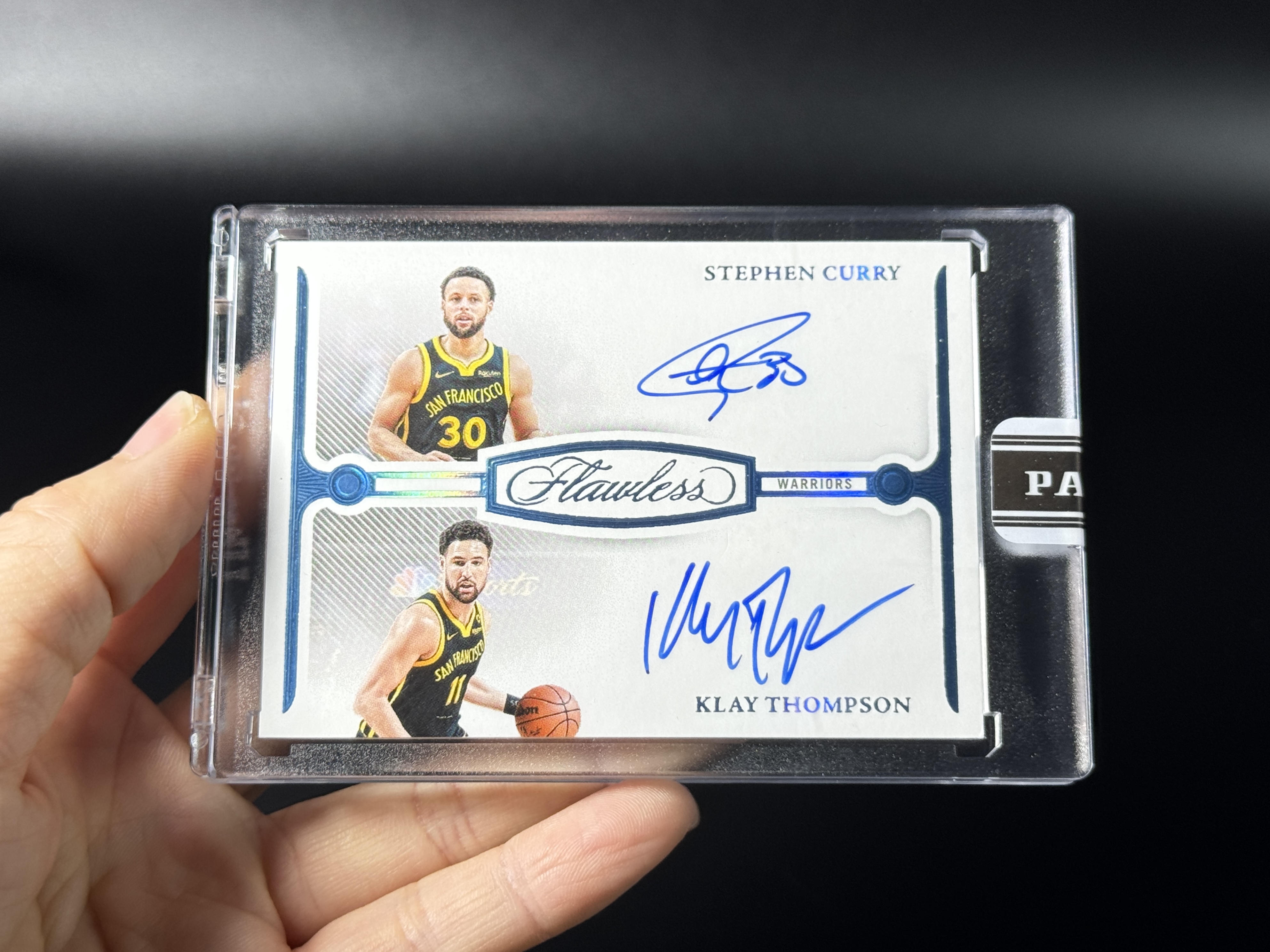 【喷子拍卖】2023-24 Flawless Stephen Curry Klay Thompson 手提 金州勇士 水花兄弟 斯蒂芬 库里 克莱 汤普森 双签 黑盒1of1 湖水蓝闪 卡签 一编 1/ 大hit 原封砖 送订制壳 ARCS