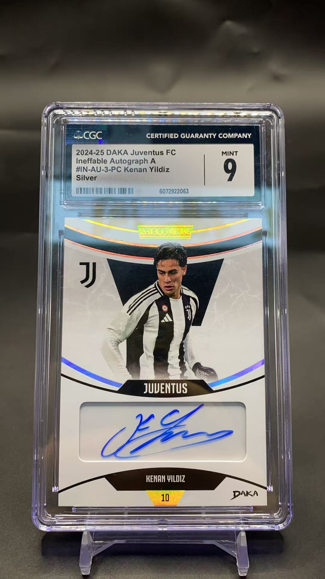 2025 DAKA Ineffable Autograph A Kenan Yildiz 【杭州310】尤文图斯 肯南 伊尔迪兹 卡签签字 31/75编 CGC评级9分 实卡绝美 卡品如图 Y