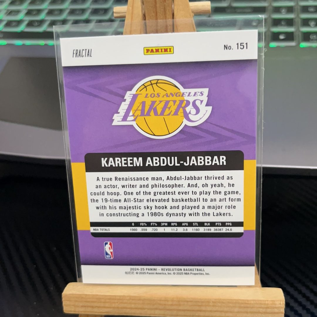 2024-25 Panini Revolution Kareem Abdul-Jabbar 贾巴尔 湖人 折射 特卡 革命系列 卡品如图 凑图必备 值得收藏!免费代卖!