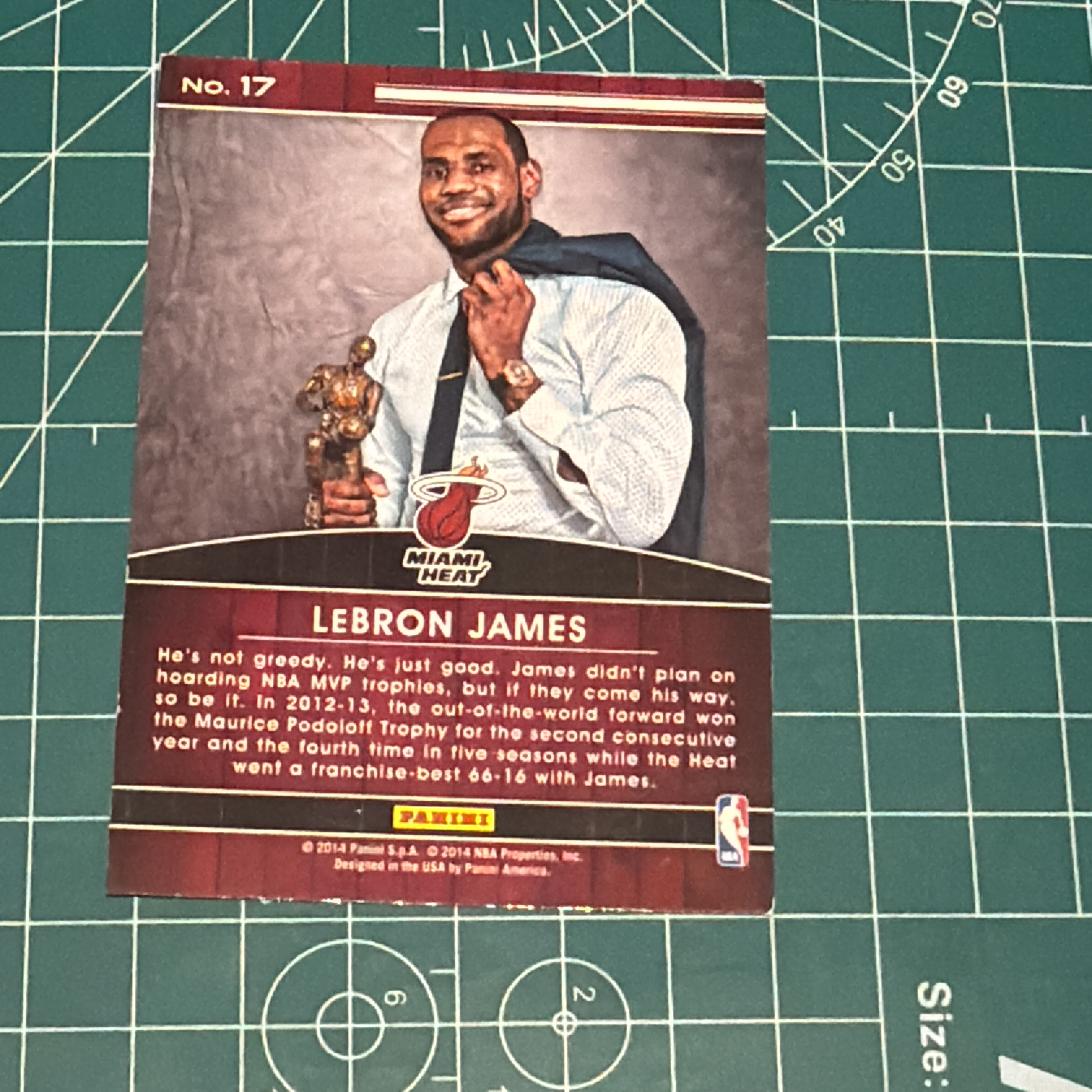 2014-15 Panini Americana LeBron James S.p.a.勒布朗詹姆斯 小皇帝 LBJ 12-13MVP 捧杯特卡 荣誉特卡 十年老卡 绝版卡 稀有大比例 收藏必备 毛边