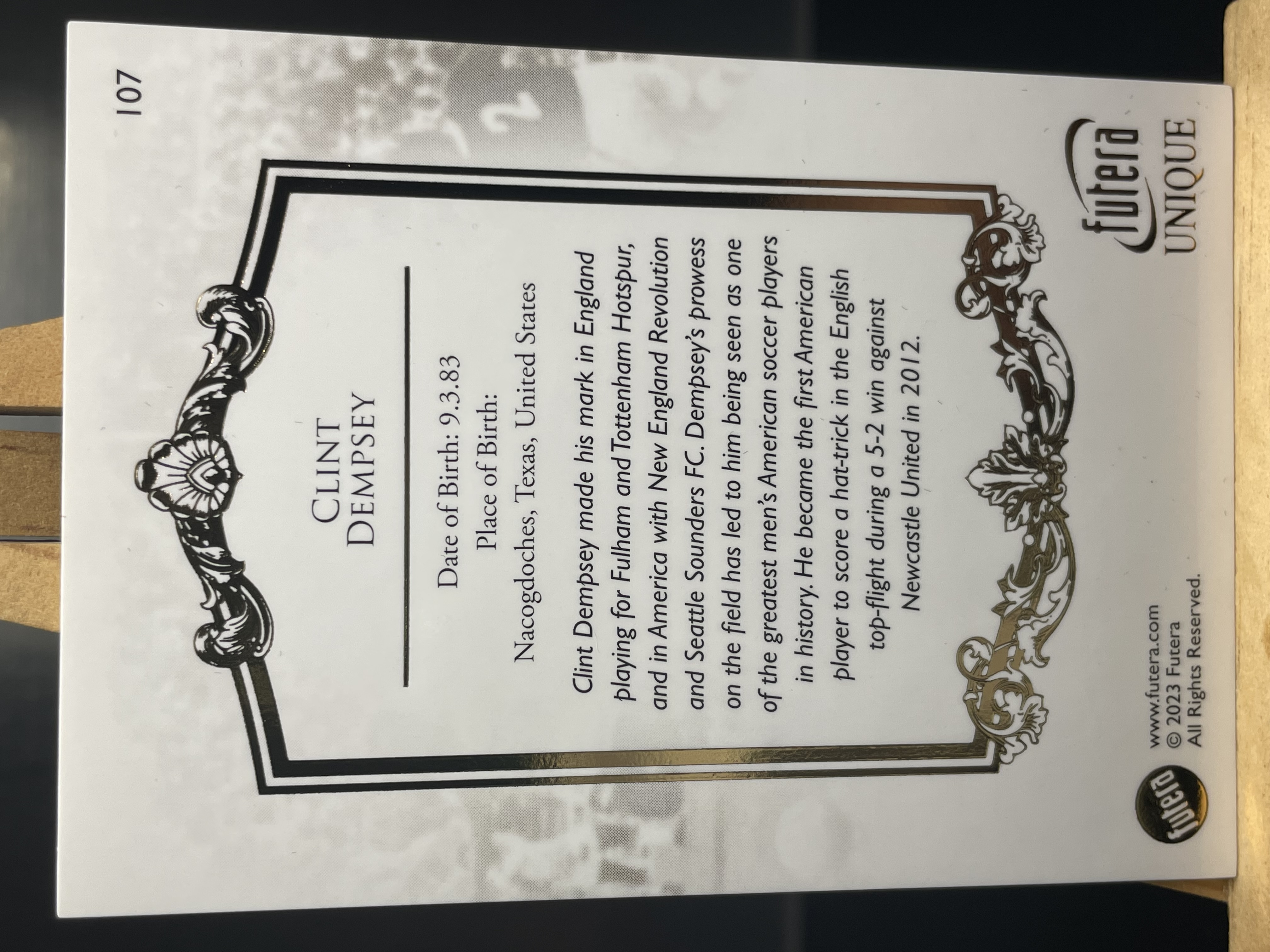(C8) 2021 FUTERA UNIQUE 克林特 邓普西 近期大热球星 收藏必备 卡品如图 ! ! !