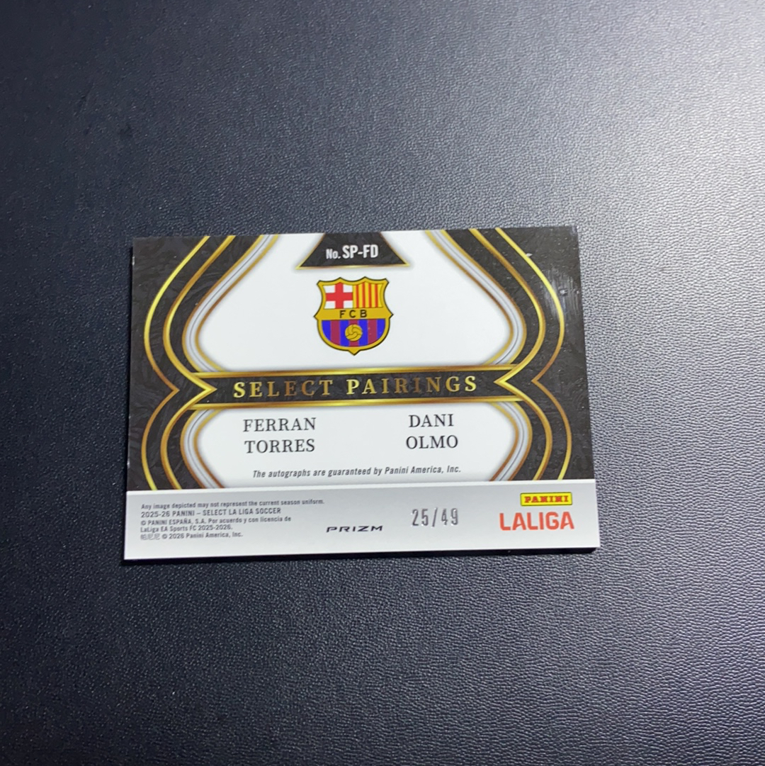 【小牛代拍】2025-26 Panini 西甲 SELECT Ferran Torres Dani Olmo 巴萨 西班牙 费兰 托雷斯 奥尔莫 双签名双人签字 25/49编 紫折射 微瑕疵(臧总)