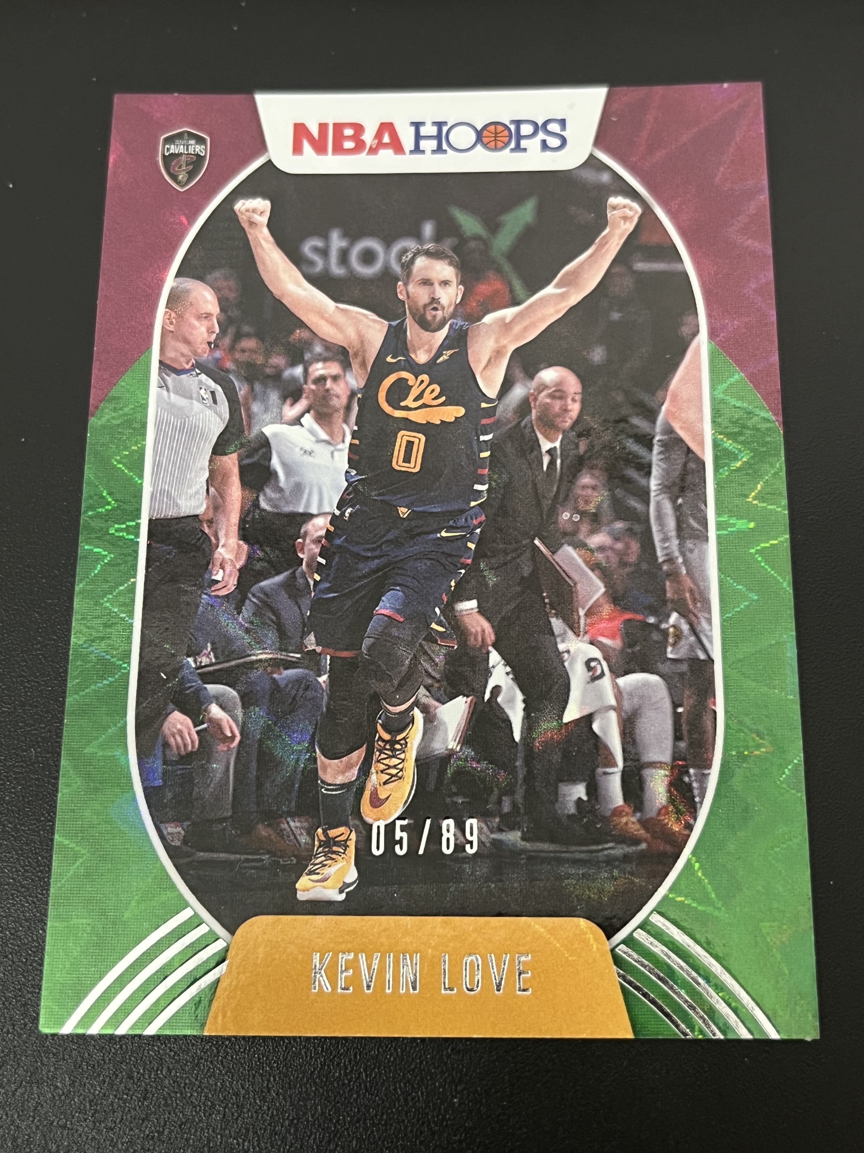 2020-21 Panini NBA Hoops Kevin Love hoops 爆炸折 双色 凯文 乐福 05/89 盒配 卡品如图 收藏好卡