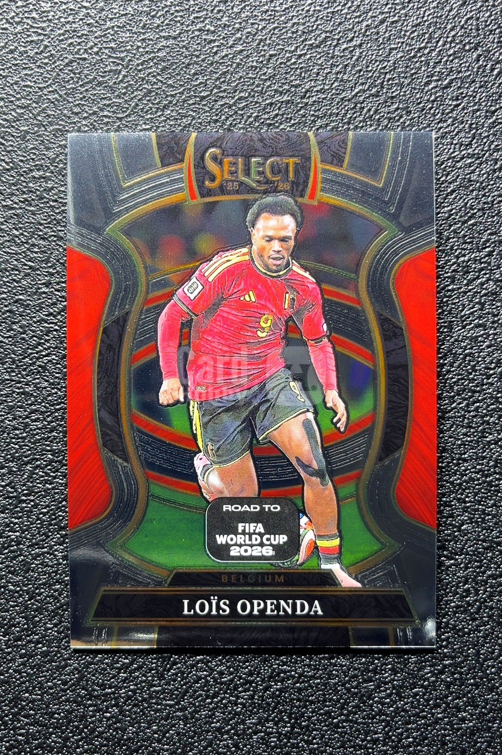 【小白1%代卖】2025 Panini SELECT ROAD TO FIFA WORLD CUP 2026 世界杯之路 Loïs Openda 洛伊斯·奥彭达 卡品如图 高价值 #61 0808