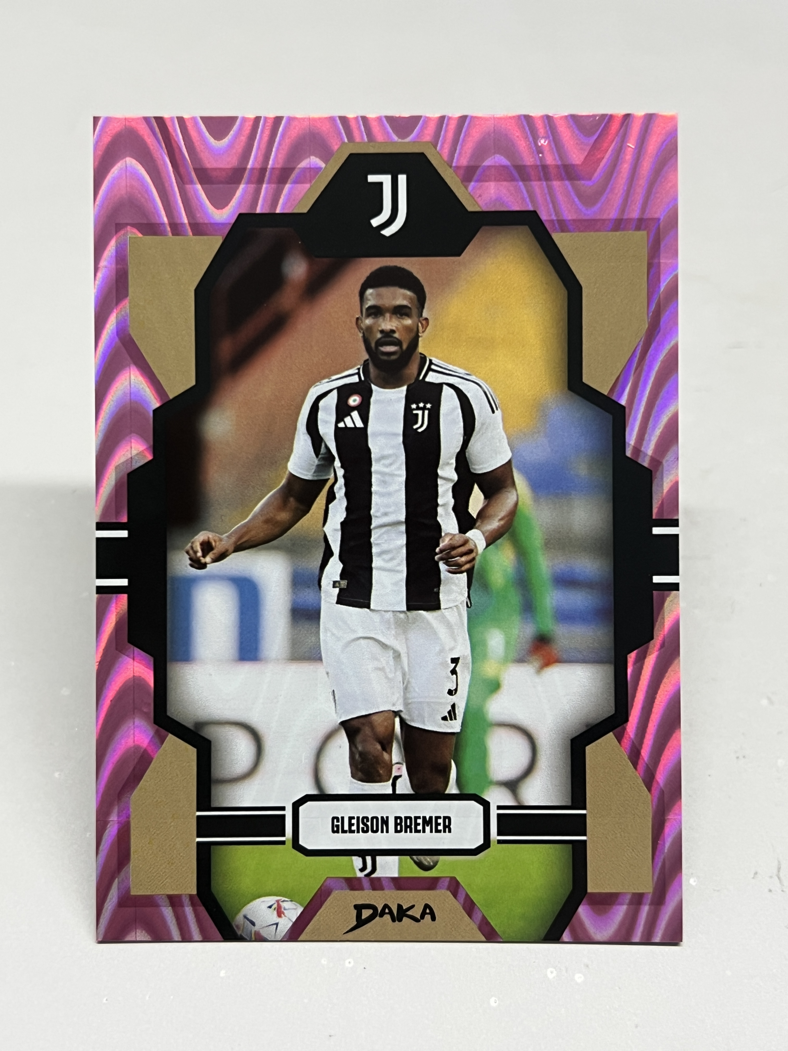 2025 DAKA Gleison Bremer【挂机拍卖】达咖文化 意甲 格莱松・布雷默 23/75 粉变形虫 尤文图斯 卡品如图 收藏 凑套