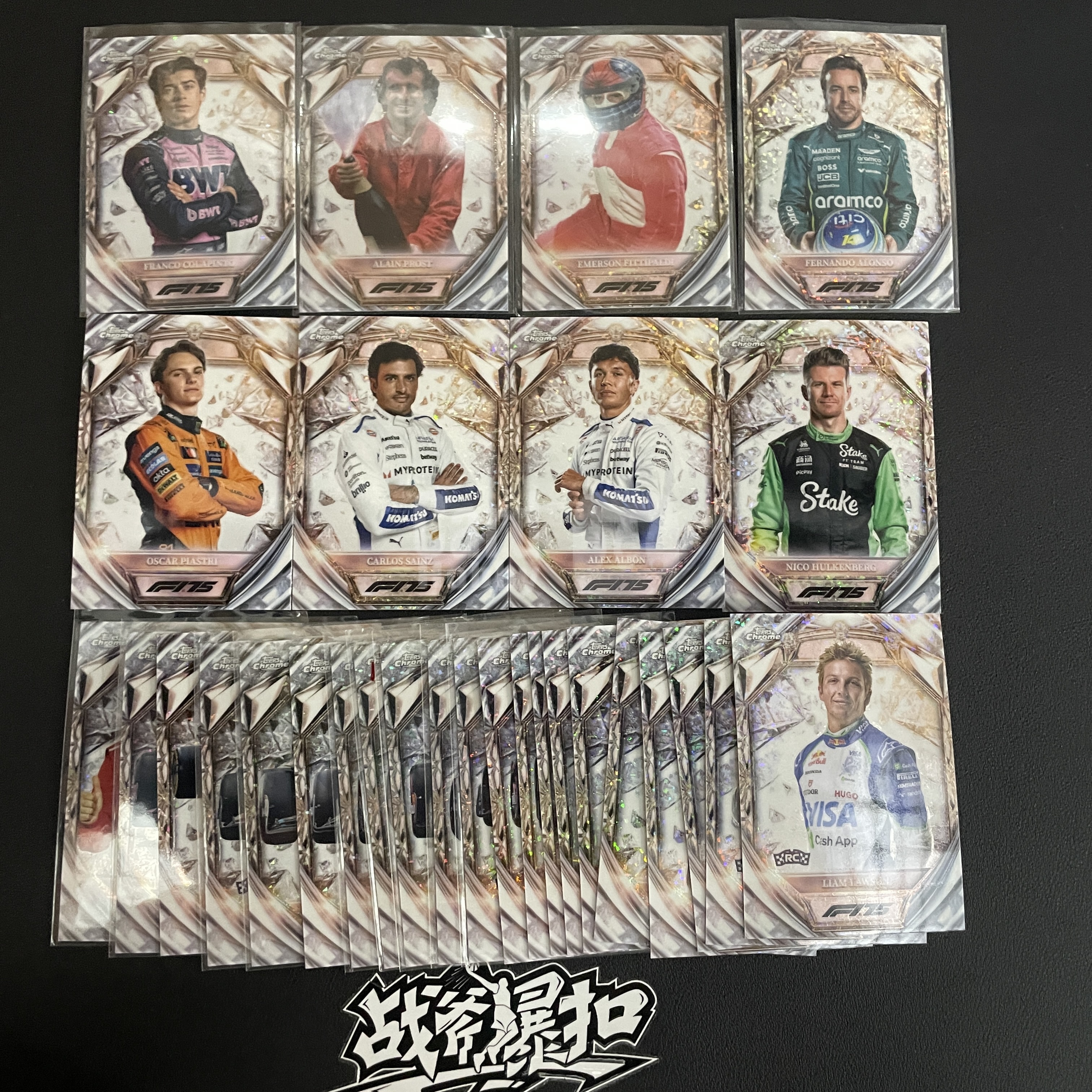 【战斧代卖】2025 Topps Chrome F1 75周年 科拉平托 塞恩斯 普罗斯特 皮亚斯特里 阿尔本 阿隆索 劳森等 新秀RC 赛车 车手 白碎闪折 75周年钻石特卡 多张 打包 凑套必备 不保卡品｜战斧顺溜K2