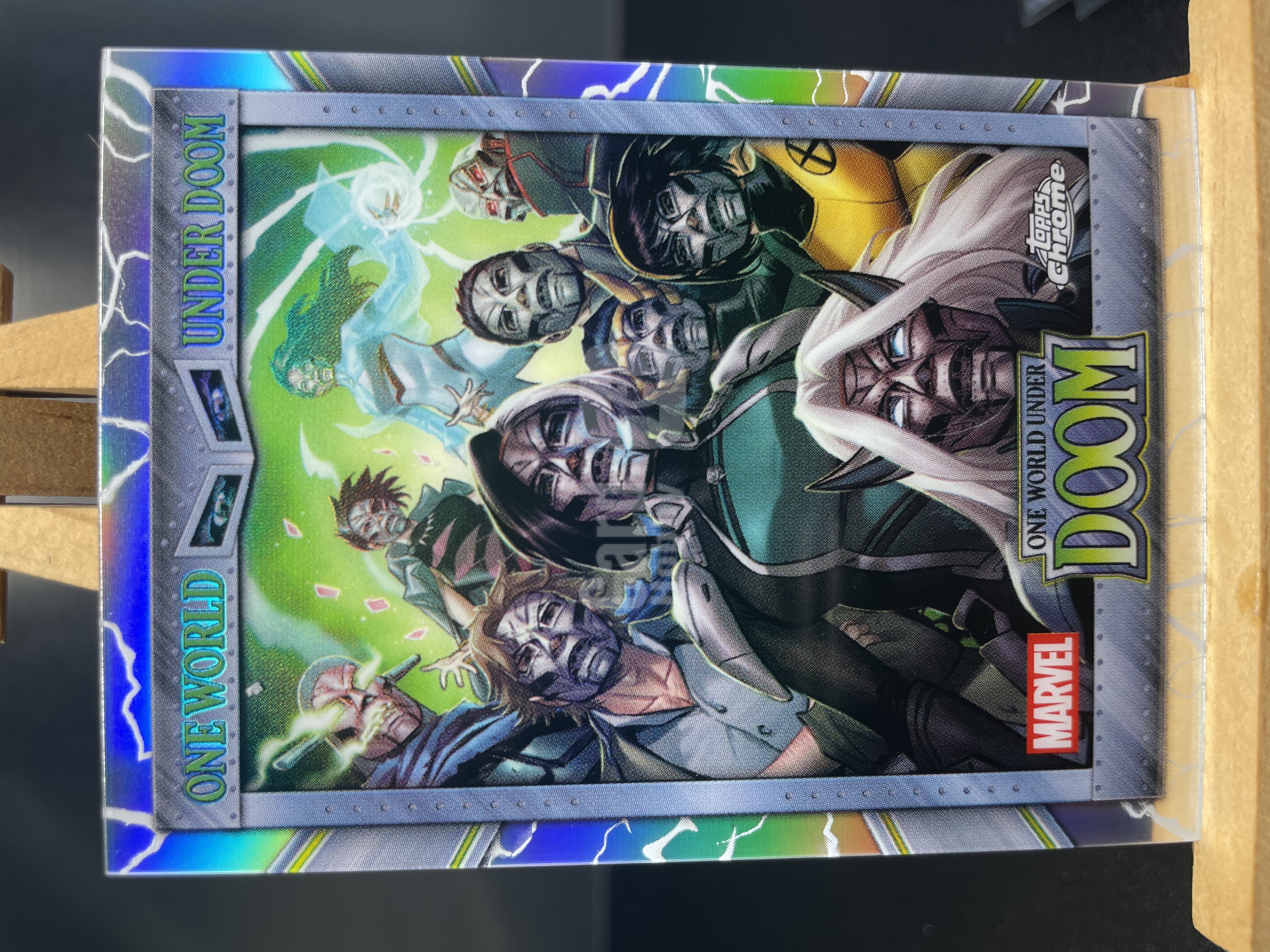 (B6)2026 TOPPS MARVEL 折射 全员佩戴毁灭博士面具 实卡好看 收藏凑套必备 卡品如图 !!!