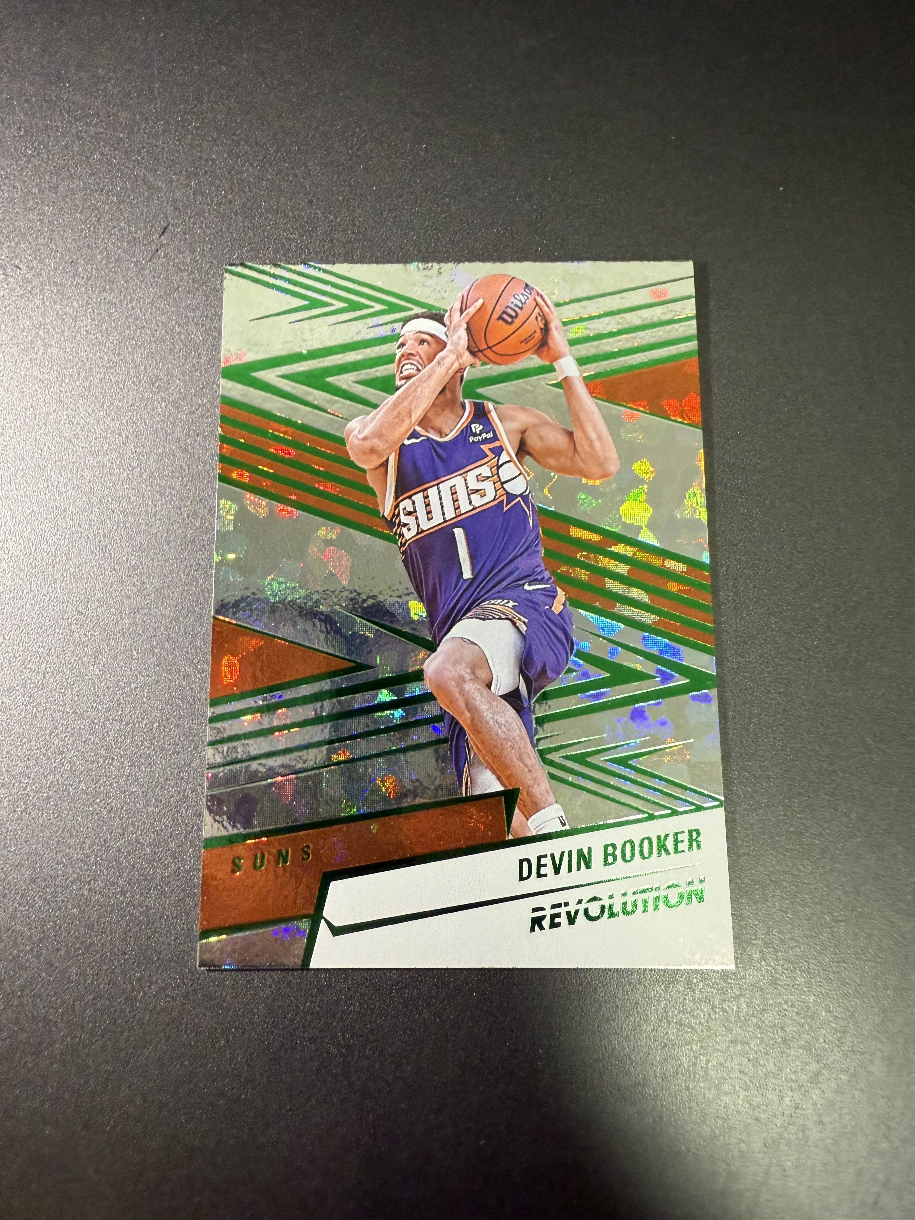 2024-25 Panini Revolution Devin Booker 德文 布克 革命 绿碎冰折 88编 黑子