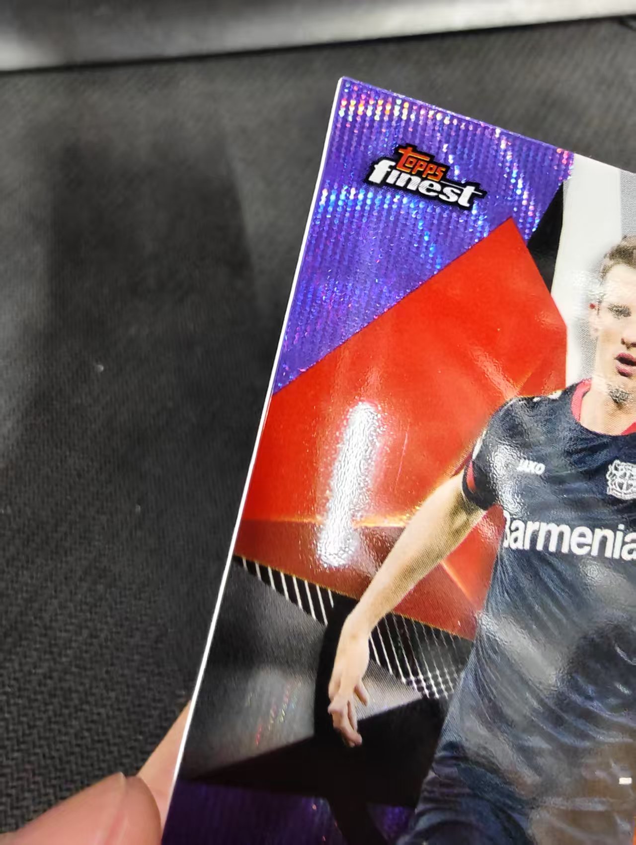【可合并,不累计】2021 Topps Finest Lars Bender 德甲 勒沃库森 拉尔斯 本德 紫波纹 250编 瑕疵如图