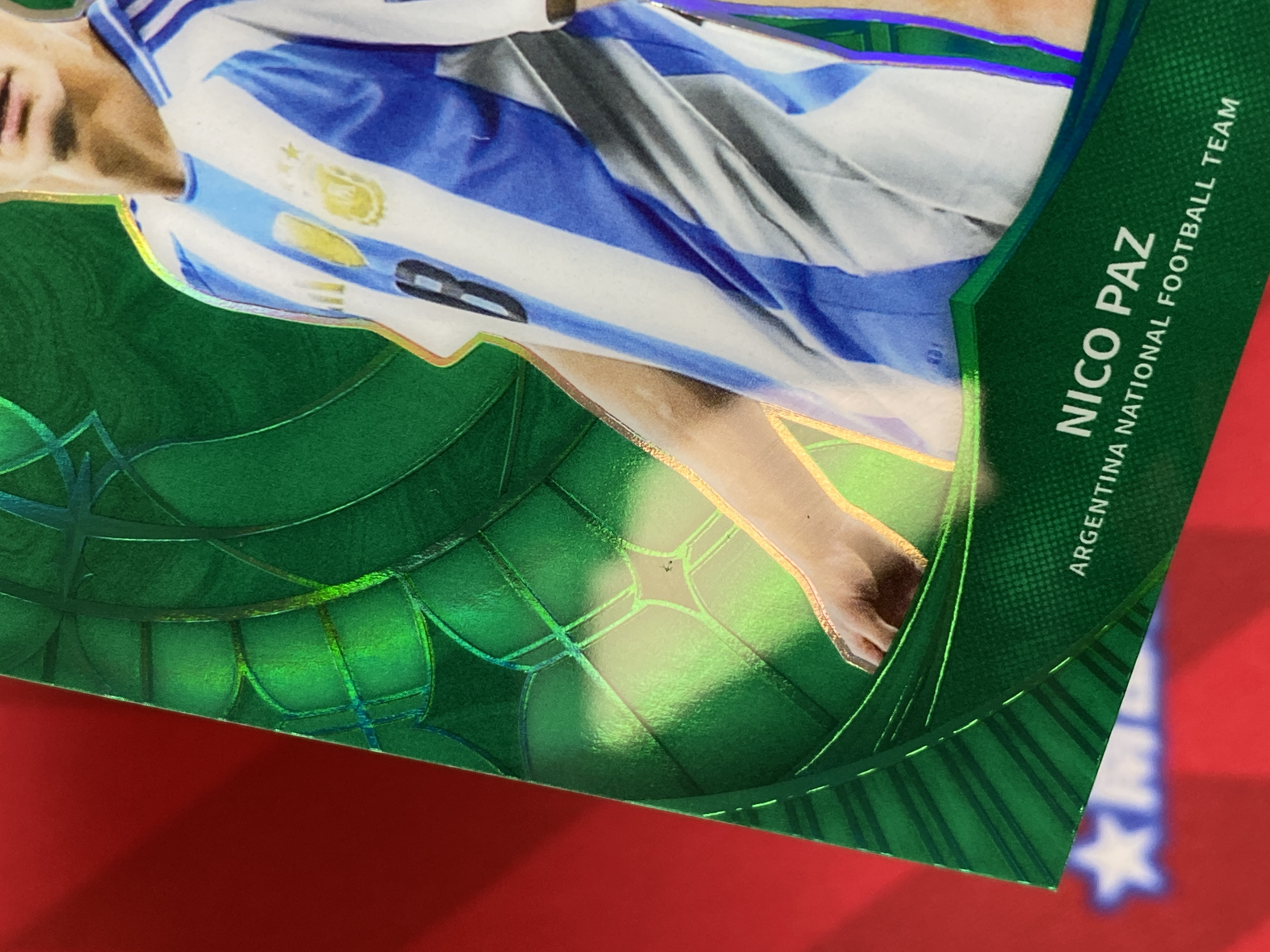 2025 Herock Halo Nico Paz RC 新秀 尼科 帕斯 阿根廷 皇马卡斯蒂亚 皇家马德里一线队 15/75编 Base 绿折 闹翻天 阿根廷队盒 瑕疵如图【南部之星】kyx
