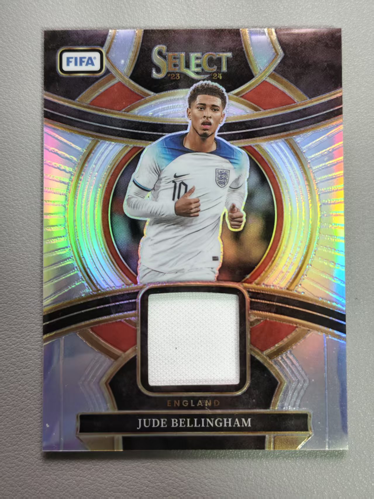 【阿泽代卖】2023-24 Panini Select Jude Bellingham 英格兰 贝林厄姆 贝林汉姆 折射 银折 小窗物料 球衣切割 选图巨帅 卡品如图 介意勿拍-MAN