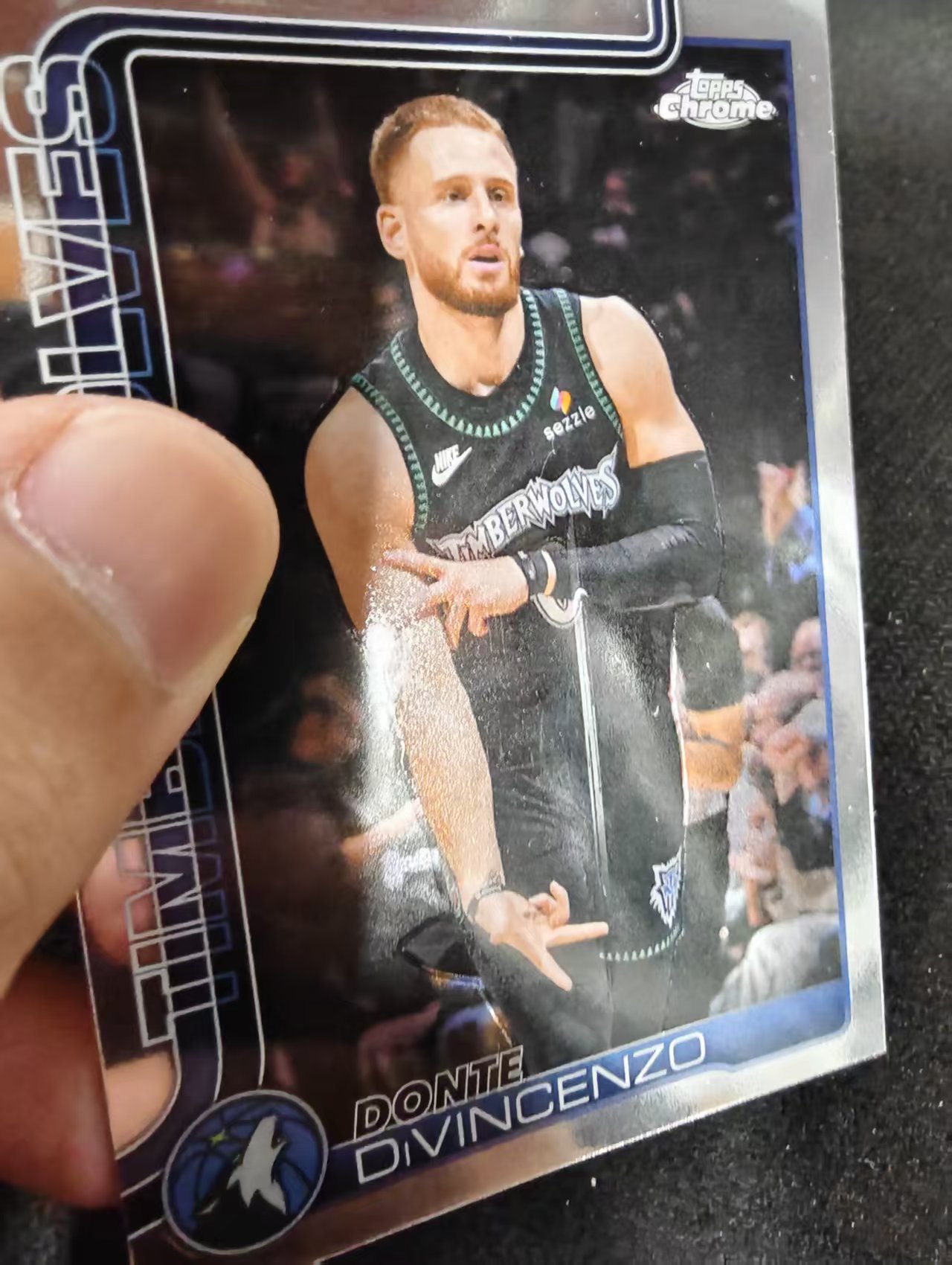2026 Topps Chrome Update Donte DiVincenzo 森林狼 迪文琴佐 迪温琴佐 TCU 划痕 边角瑕疵 #108