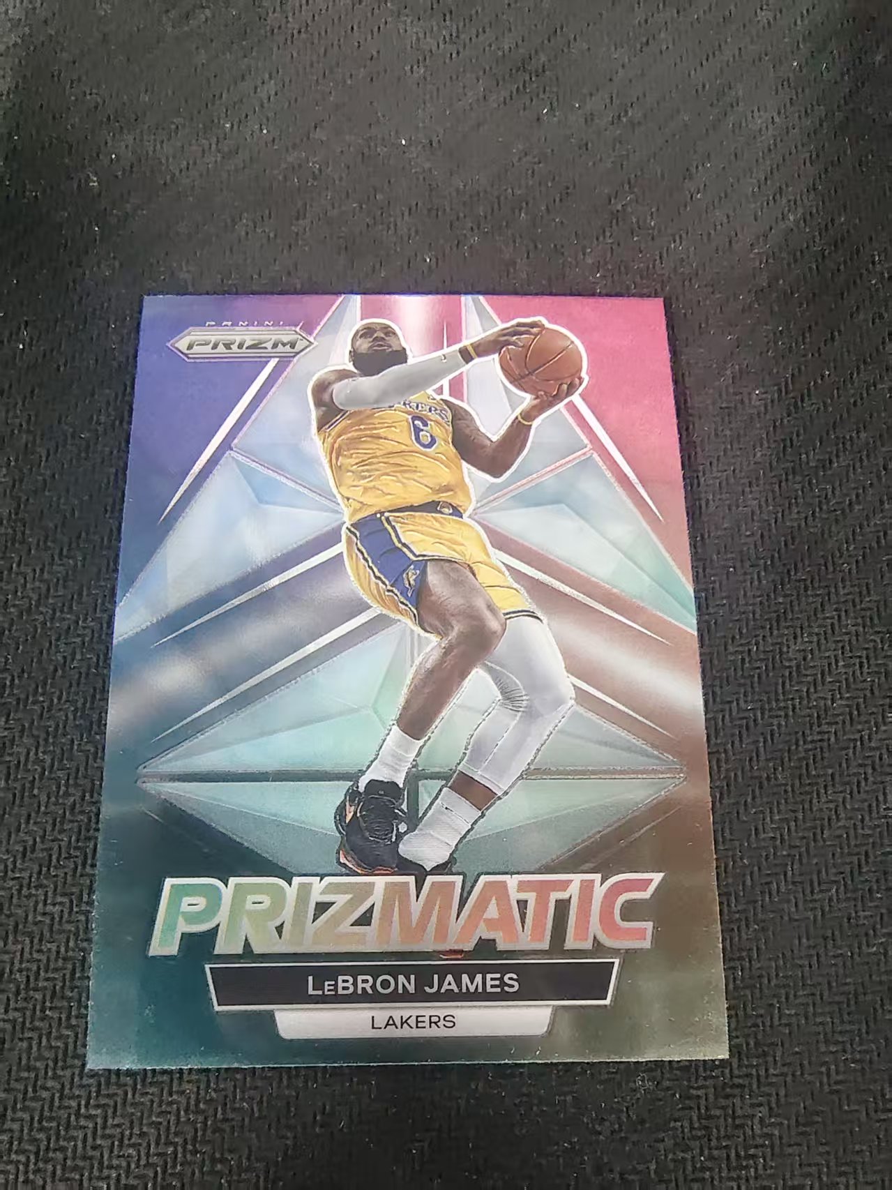 【可合并,不累计】2022-23 Panini Prizm LeBron James PZ 湖人 小皇帝 勒布朗 詹姆斯 棱镜特卡 PZ 划痕 边角微瑕 介意勿拍 #9