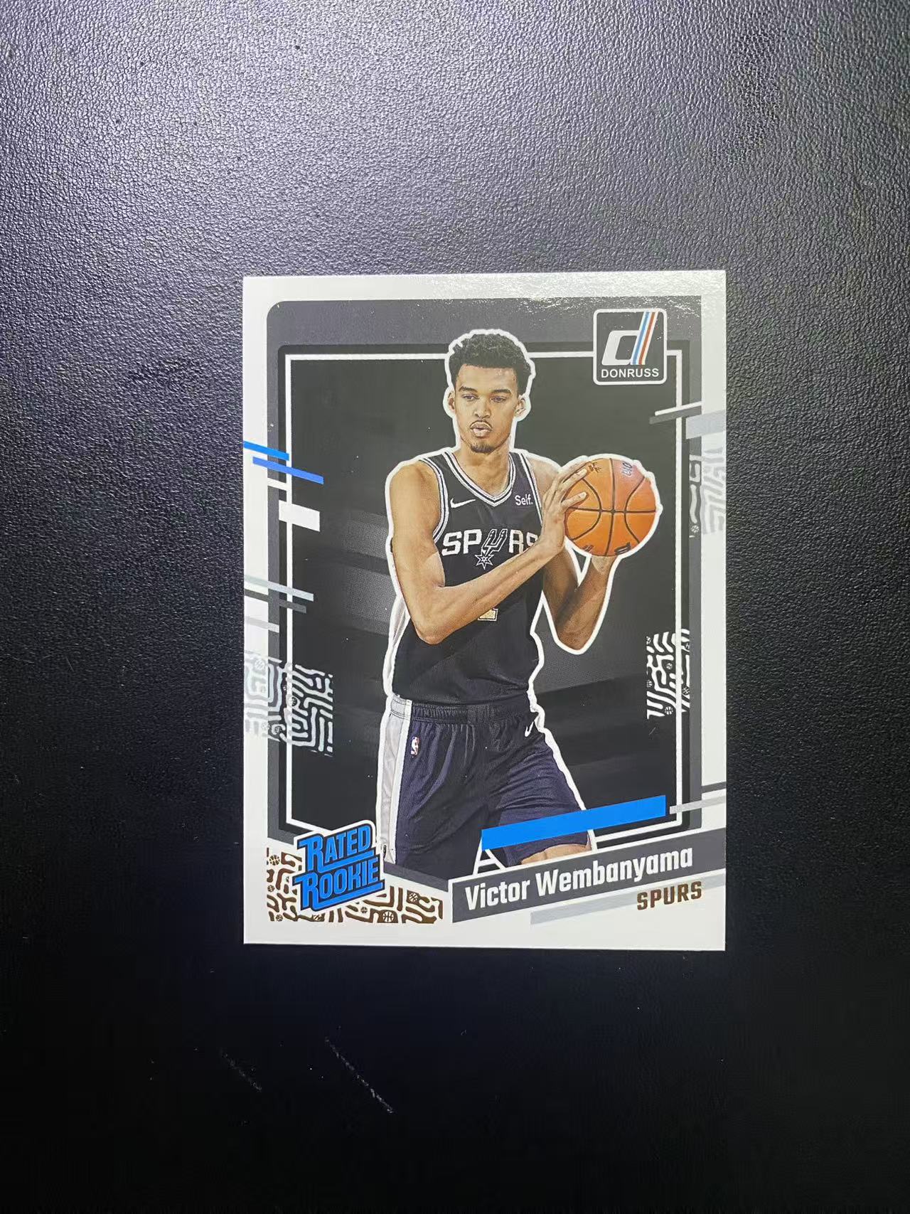 2023-24 Panini Donruss Victor Wembanyama RC 马刺 新秀年 文班亚马 杜蕾斯 正base 卡品如图 值得收藏 dm