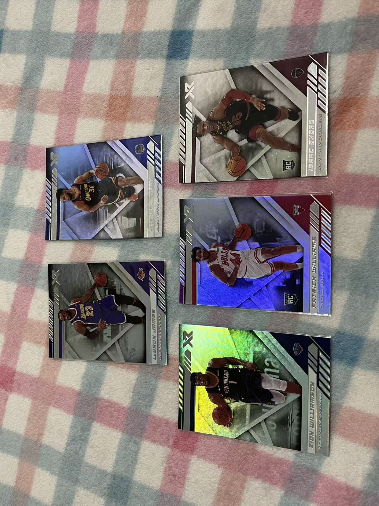 2020-21 Panini Chronicles 5张打包 詹姆斯 库里 锡安 奥科洛 帕威【折射 Xr 编年史】#746