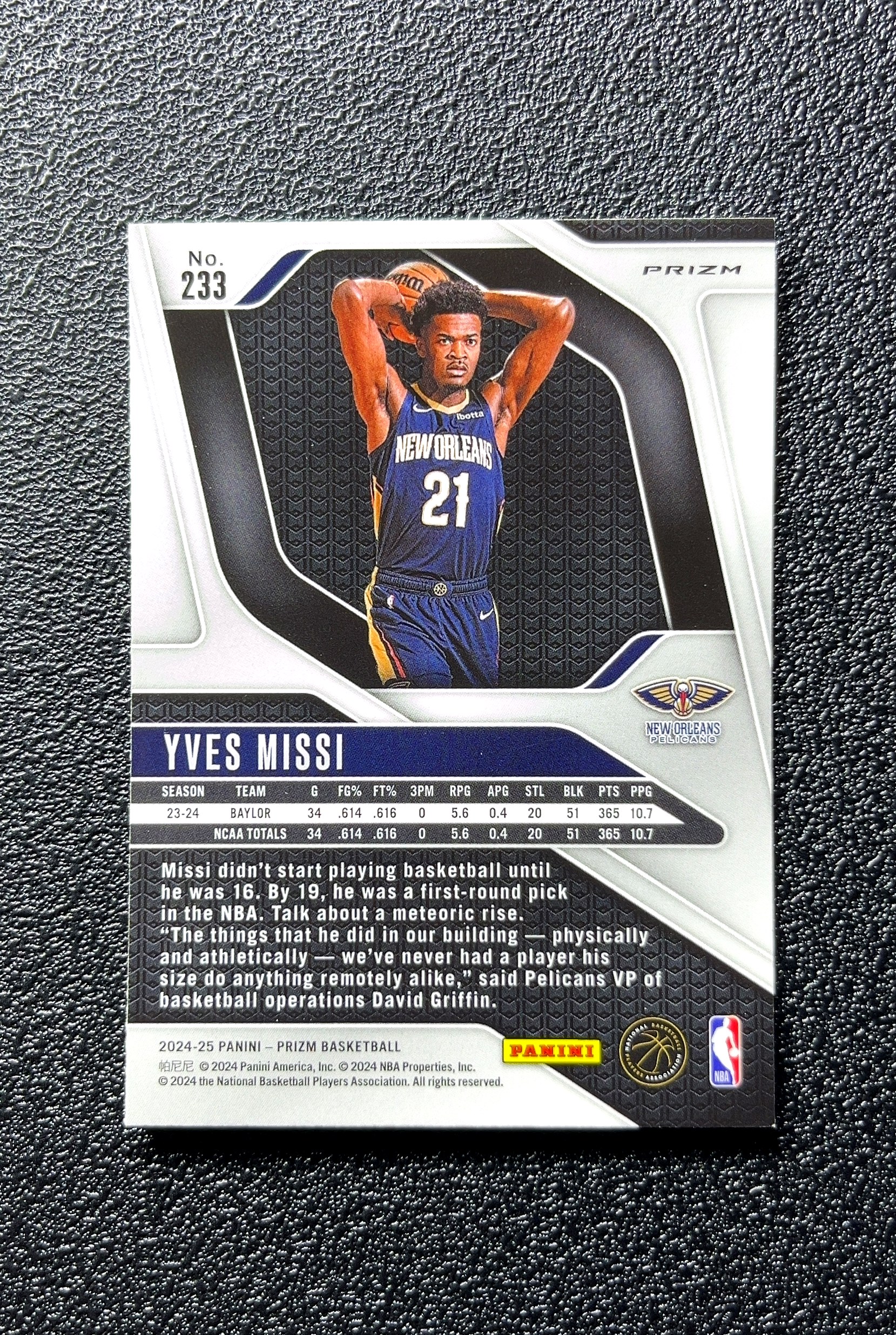 【小白1%代卖】2024-25 Panini Prizm Rookie 新秀 Yves Missi 伊夫·米西 银折 折射 新秀 RC 卡品如图 高价值 #233 New 0712
